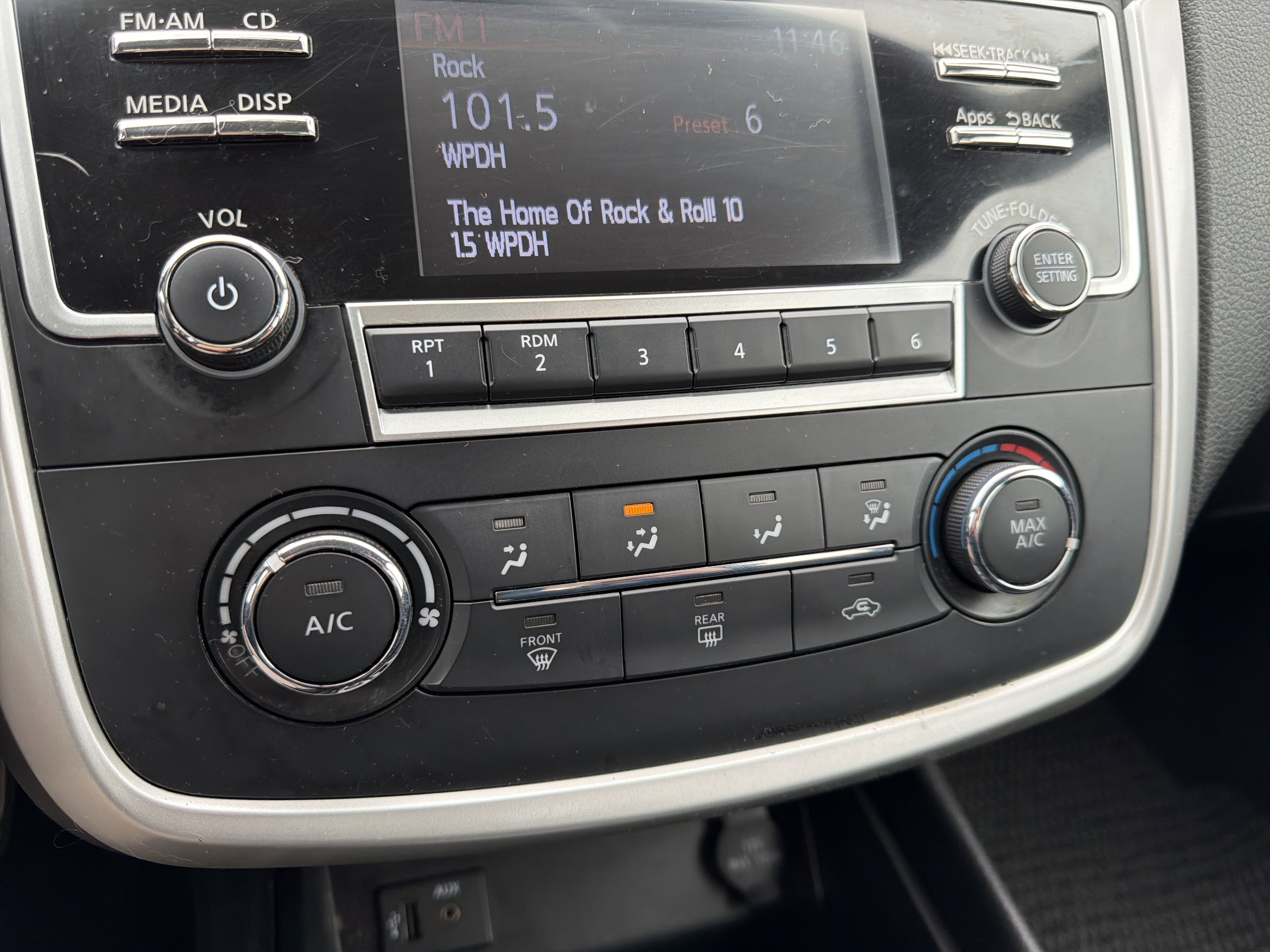 2016 Nissan Altima 2.5 SR