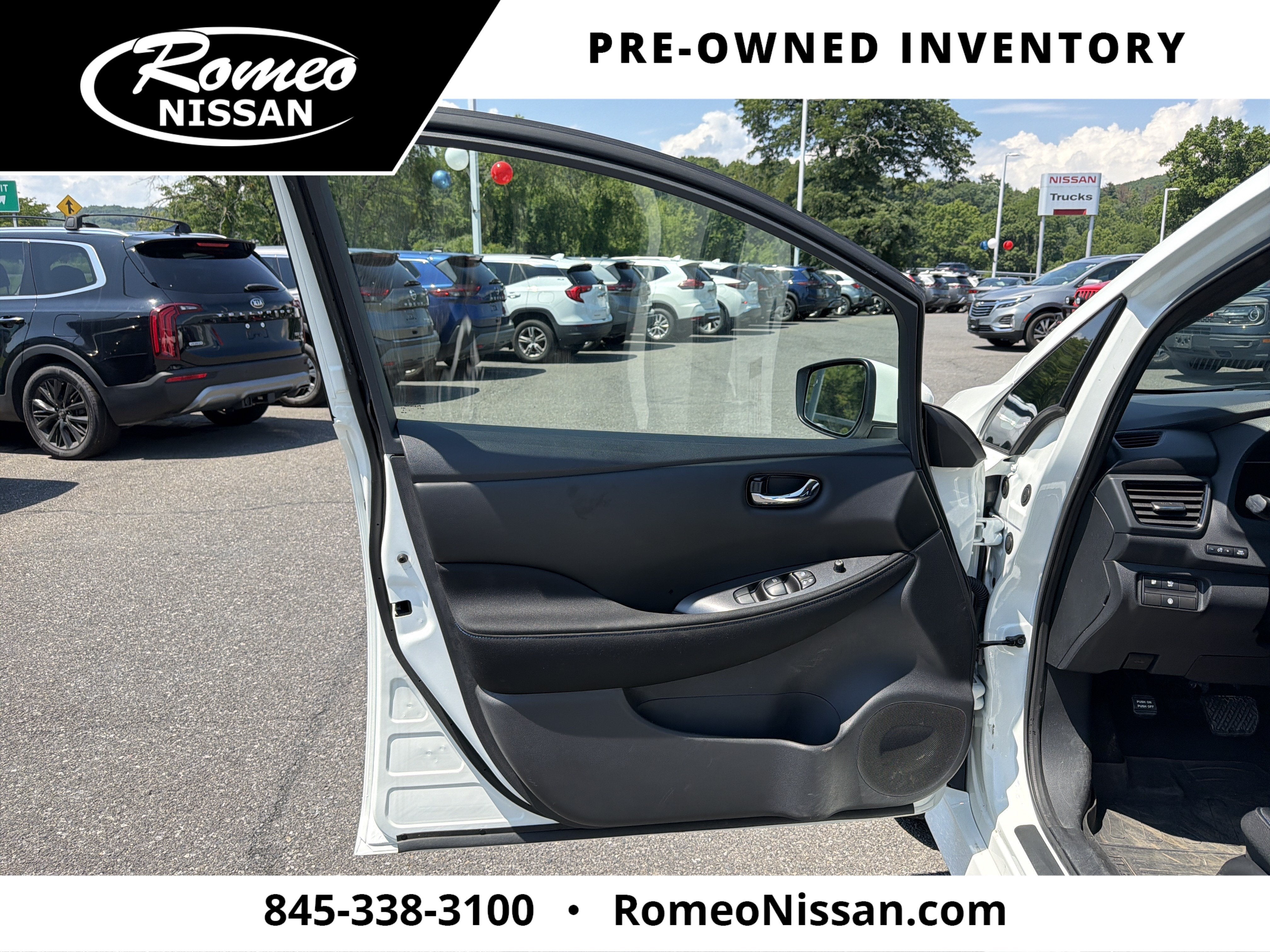 2023 Nissan Leaf S