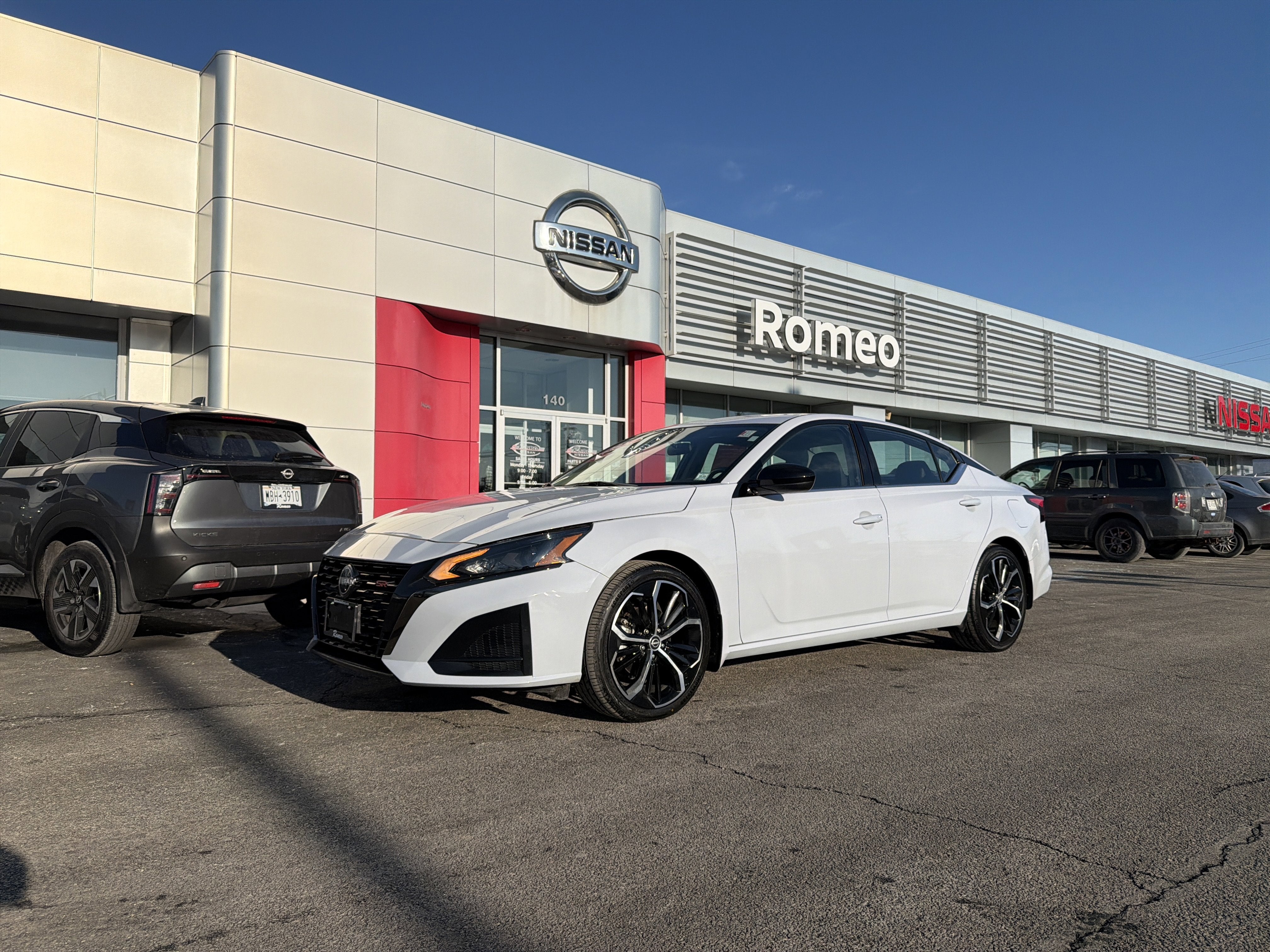 2024 Nissan Altima 2.5 SR