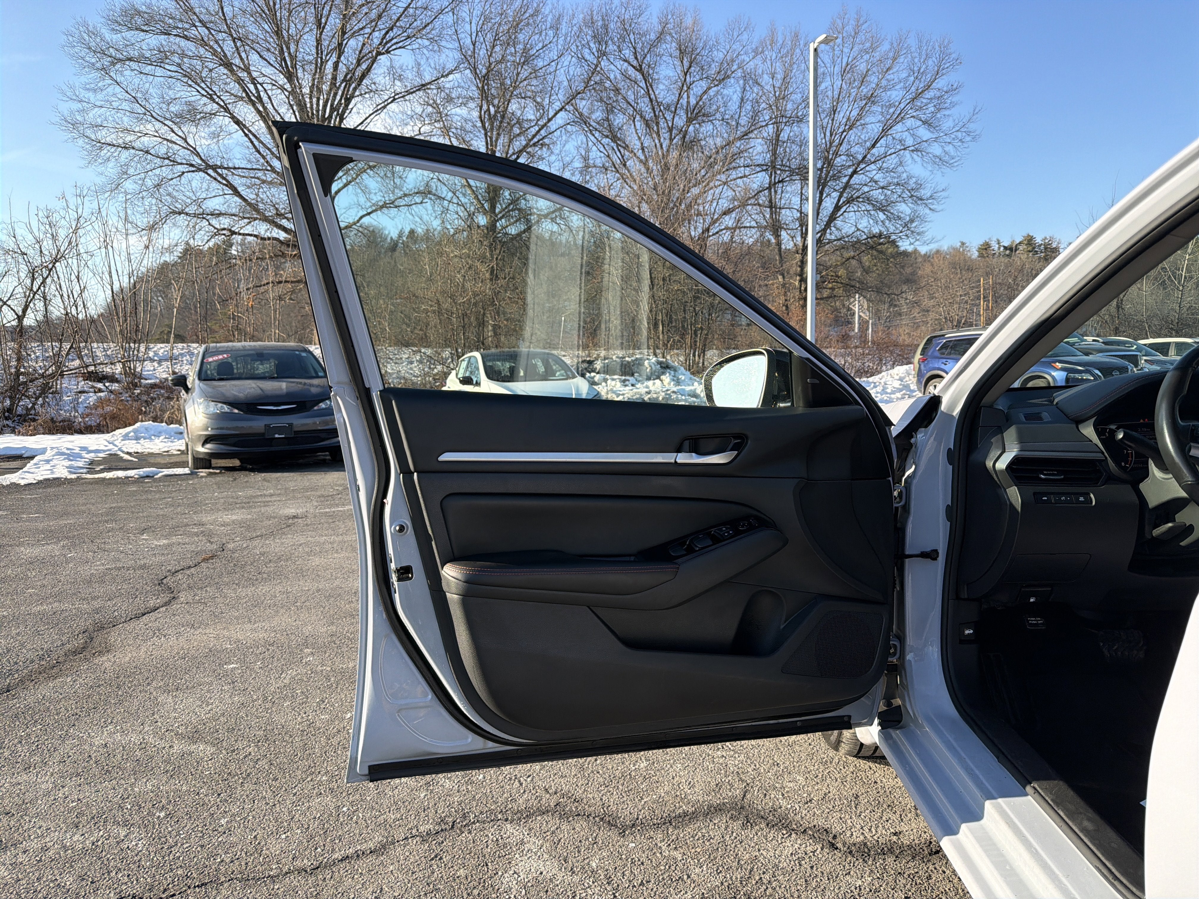 2024 Nissan Altima 2.5 SR