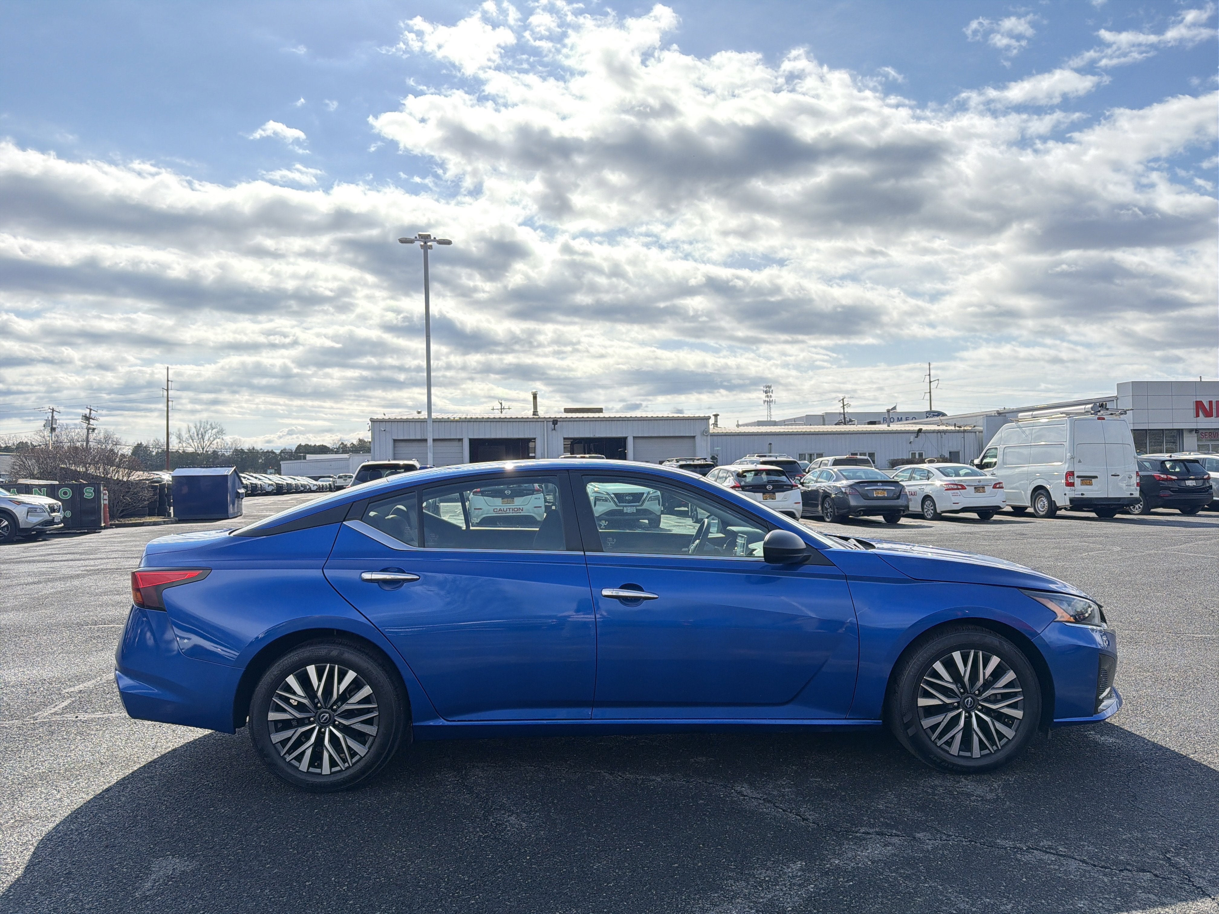 2025 Nissan Altima 2.5 SV