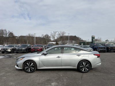 2022 Nissan Altima 2.5 SV