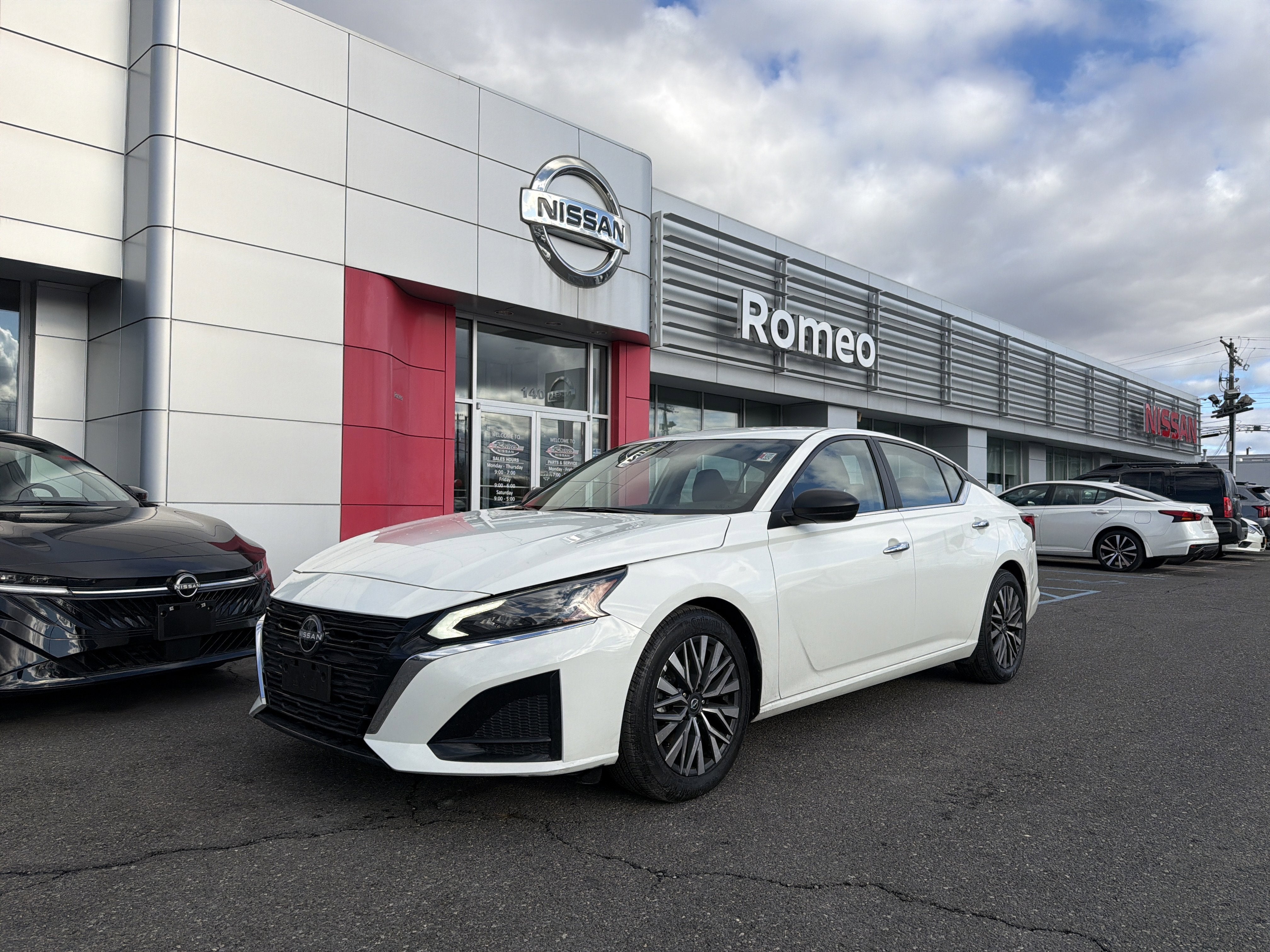 2025 Nissan Altima 2.5 SV