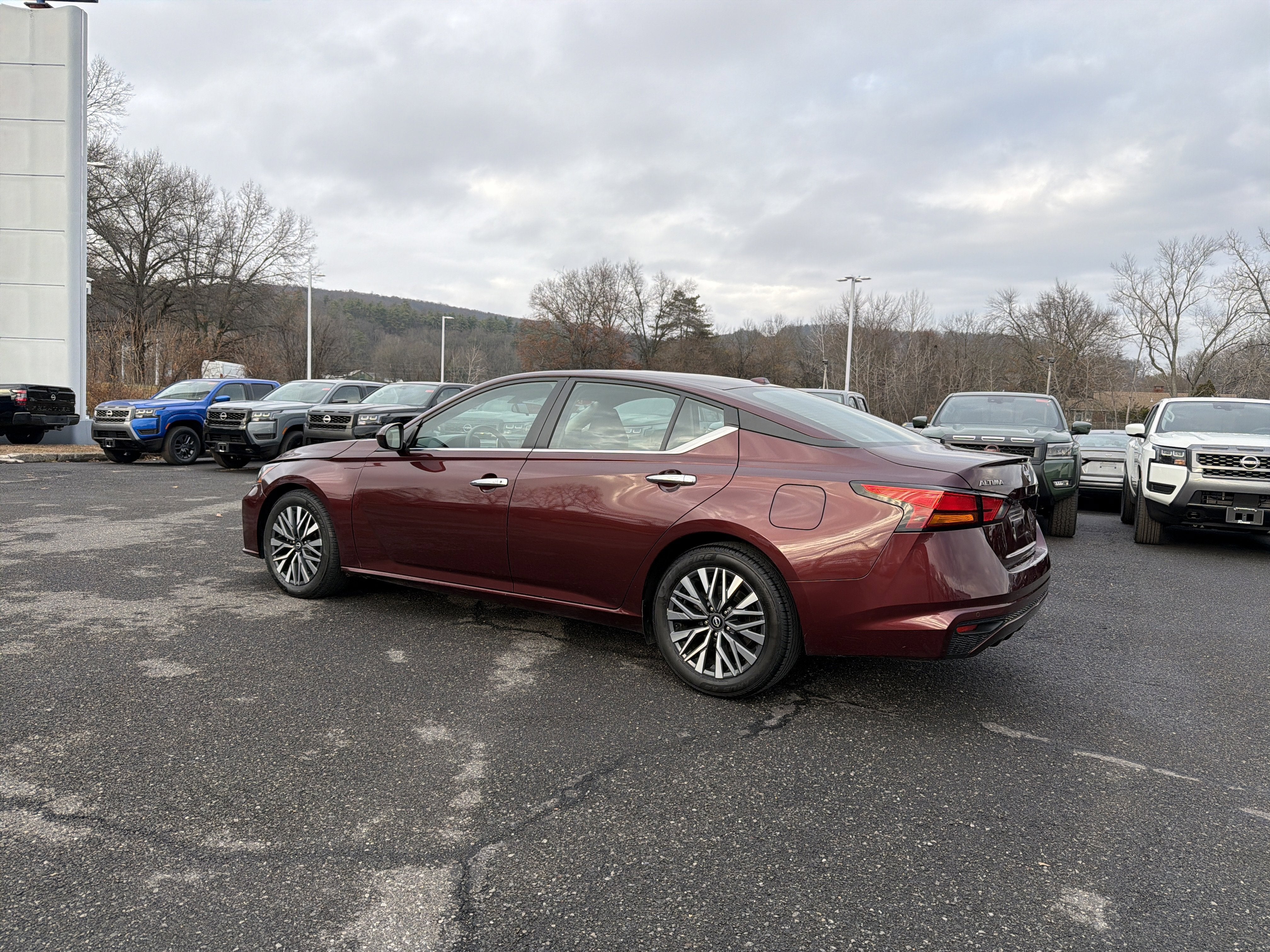 2023 Nissan Altima 2.5 SV
