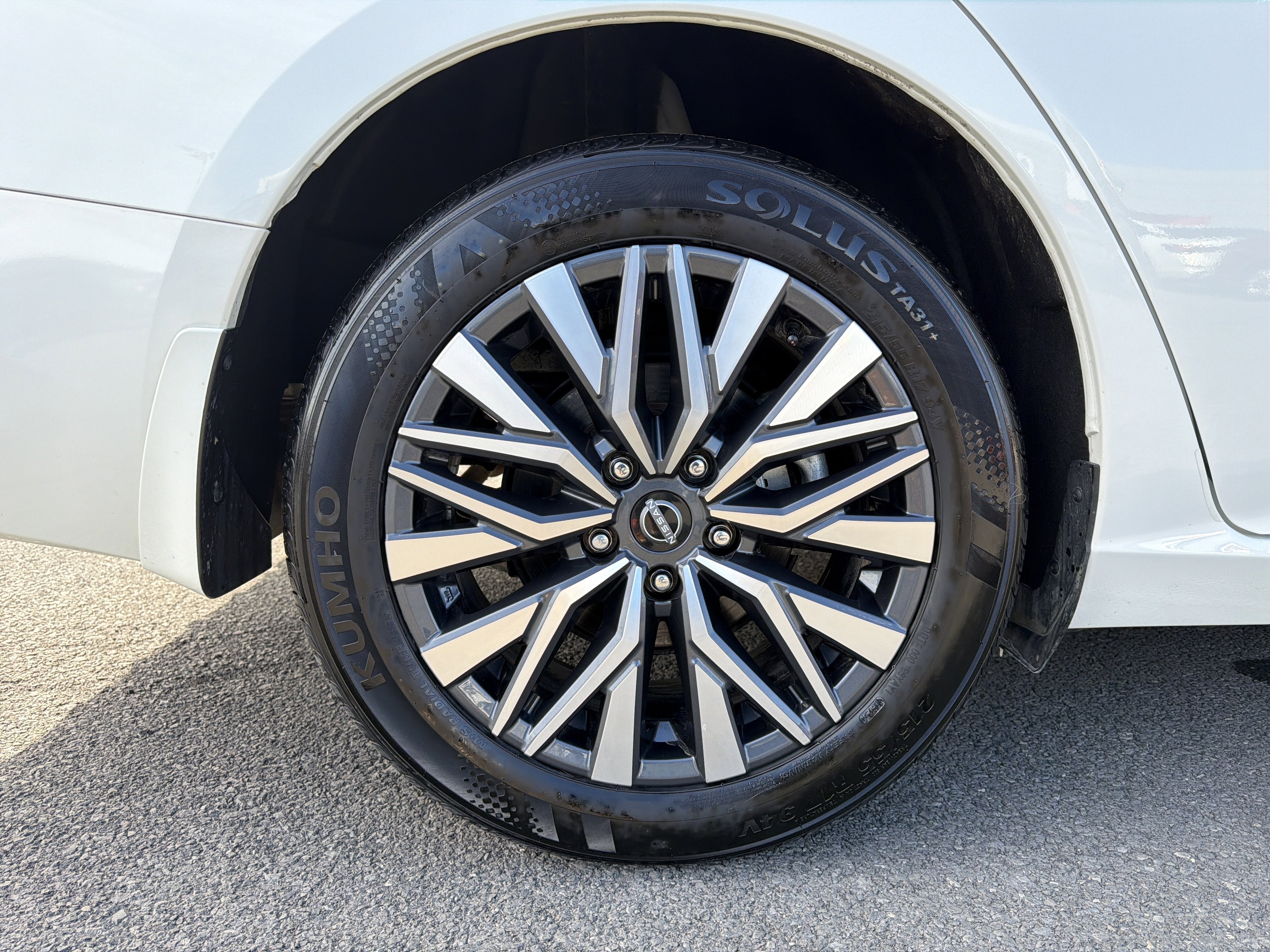 2024 Nissan Altima 2.5 SV