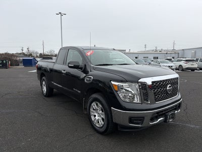 2017 Nissan Titan SV