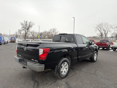 2017 Nissan Titan SV