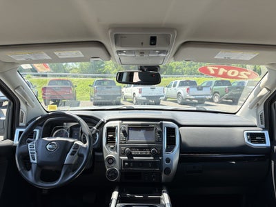 2017 Nissan Titan SV