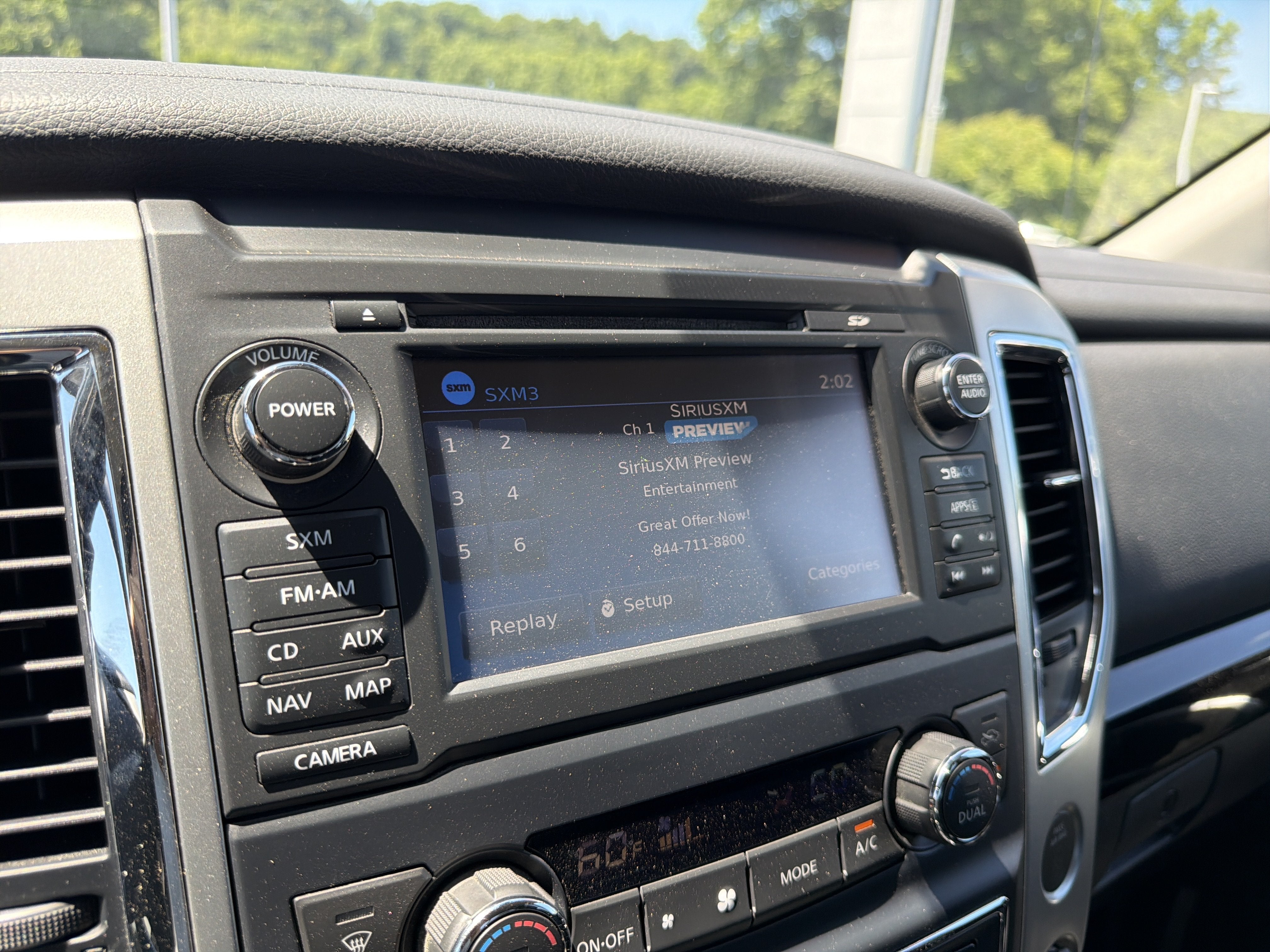 2017 Nissan Titan SV