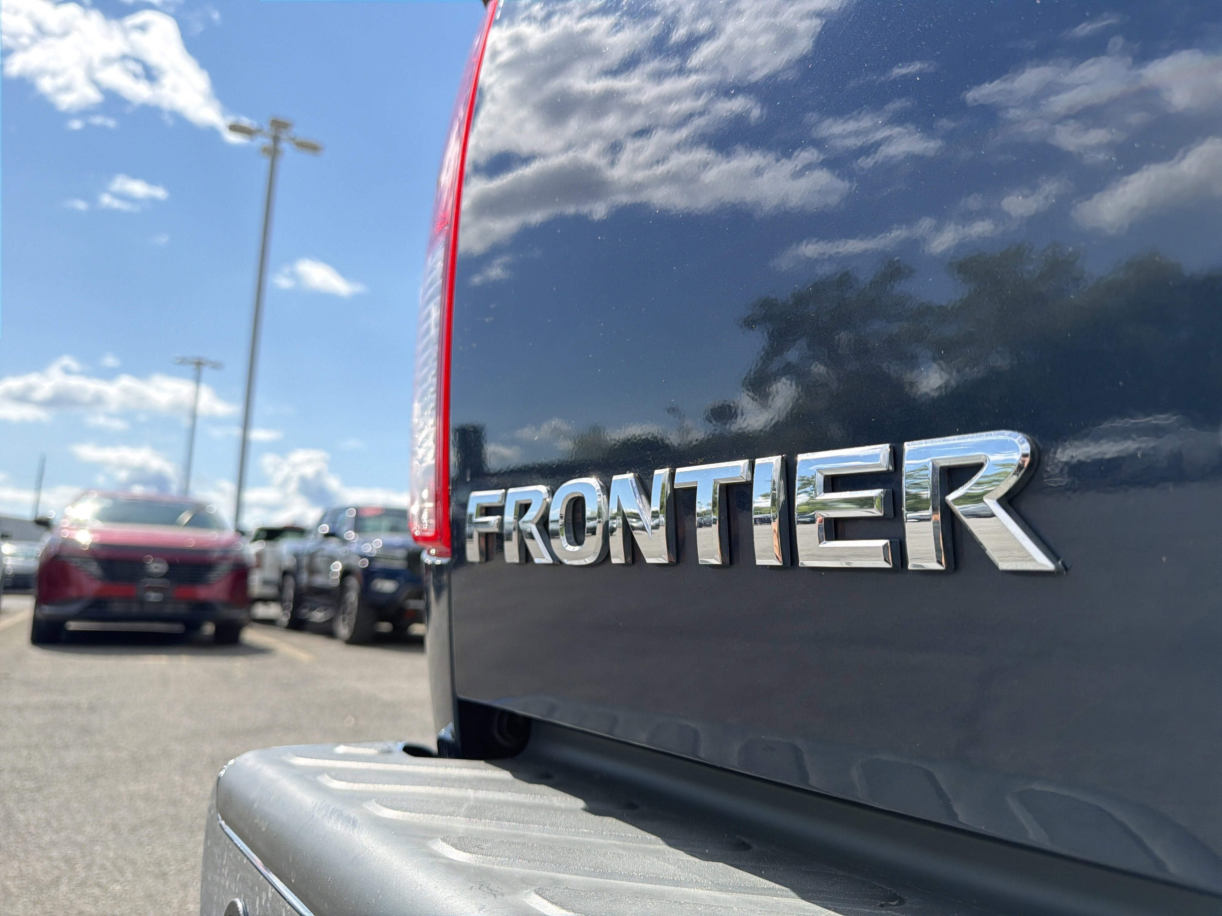 2021 Nissan Frontier SV