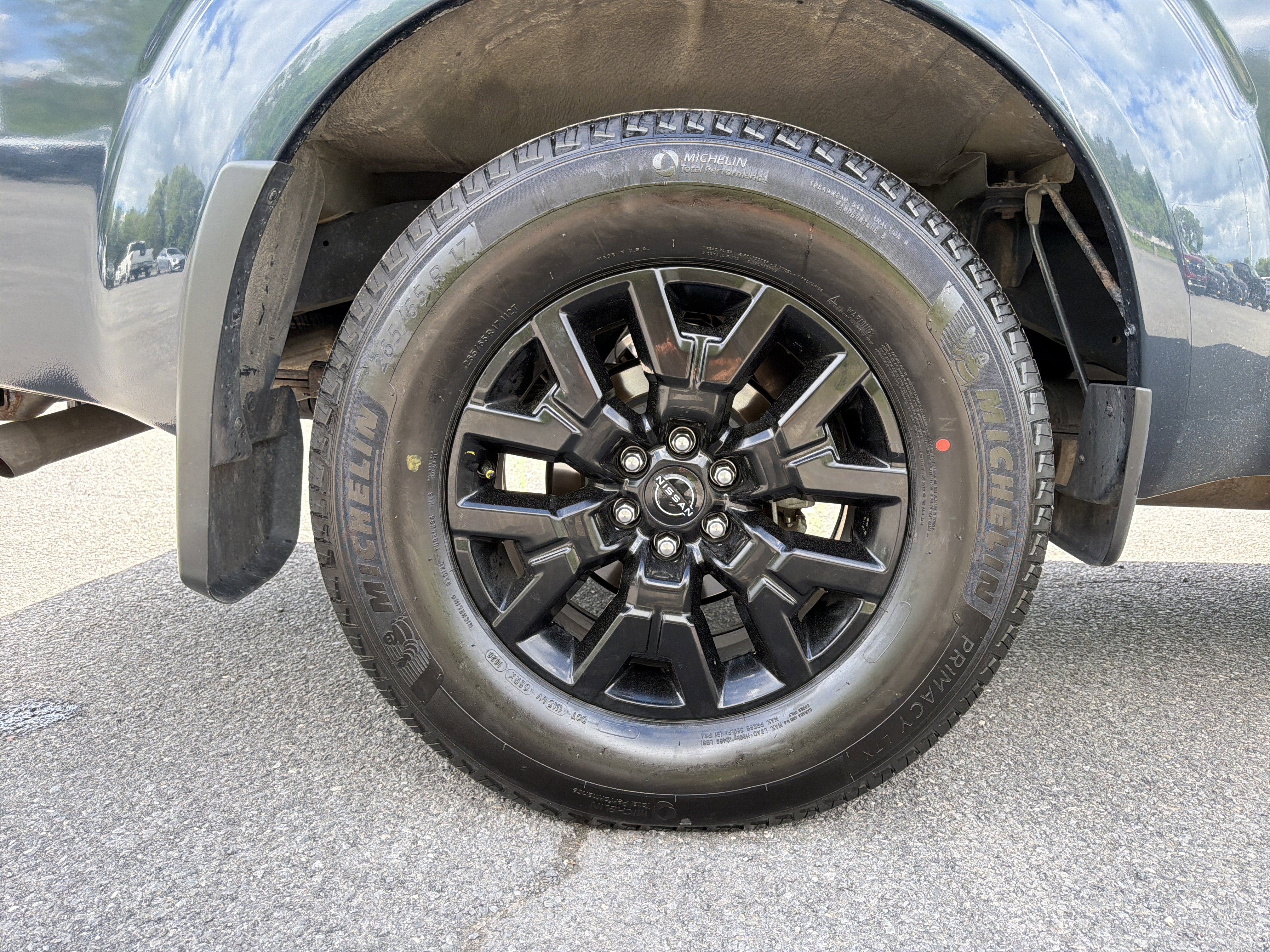 2021 Nissan Frontier SV