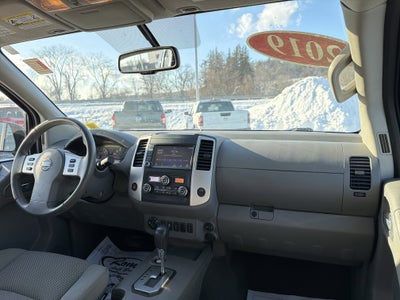 2021 Nissan Frontier SV