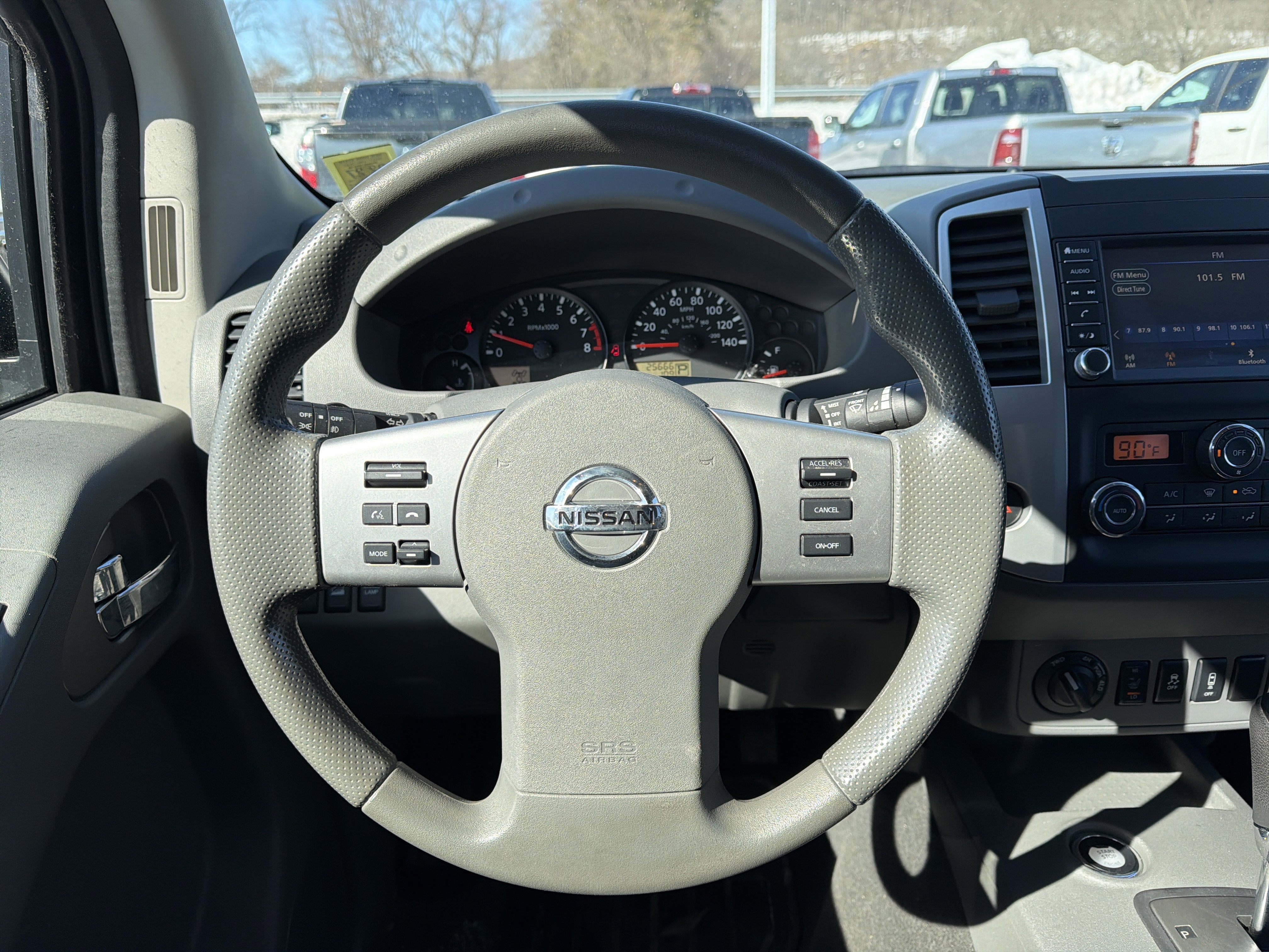 2021 Nissan Frontier SV