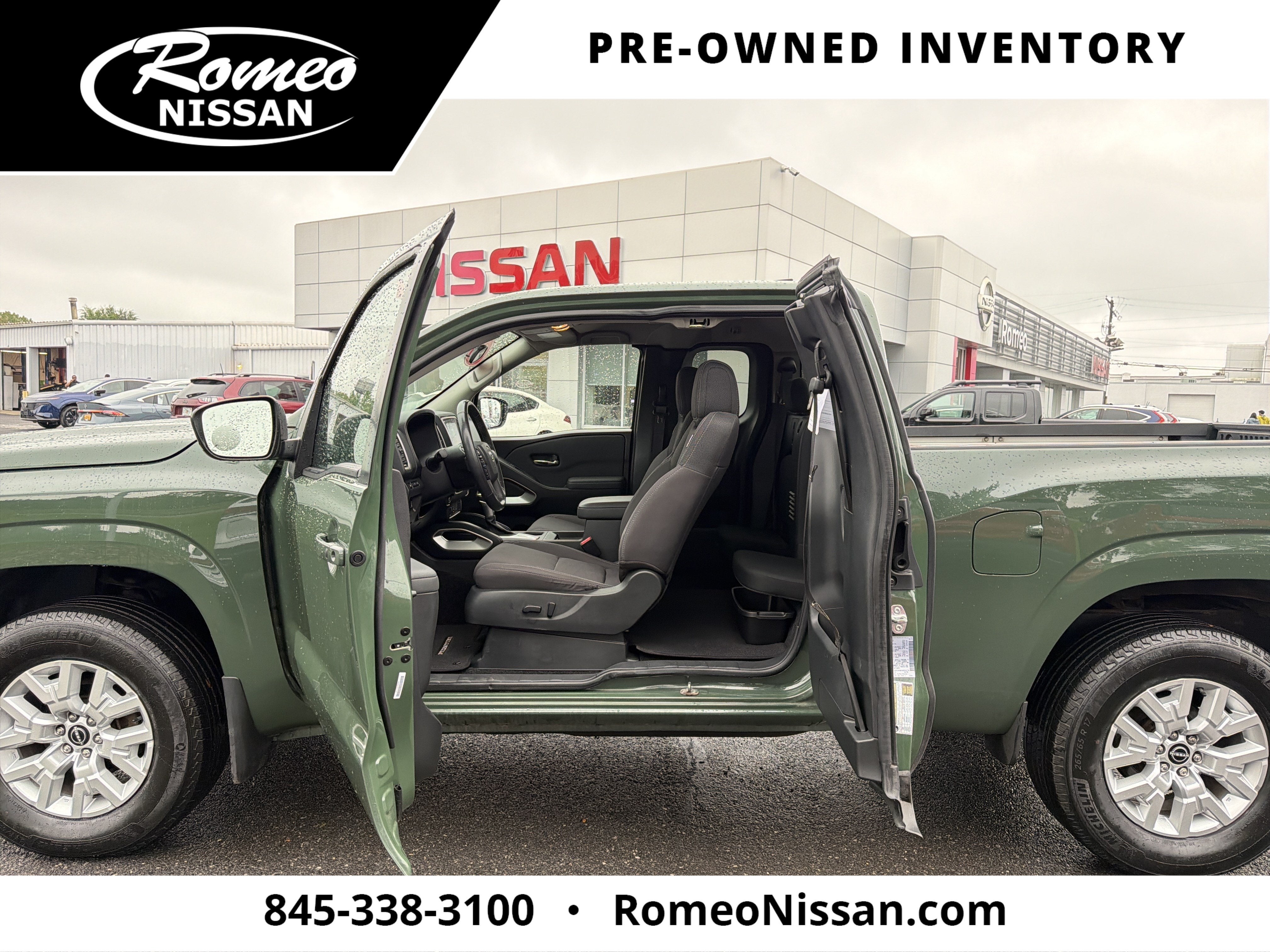 2024 Nissan Frontier SV