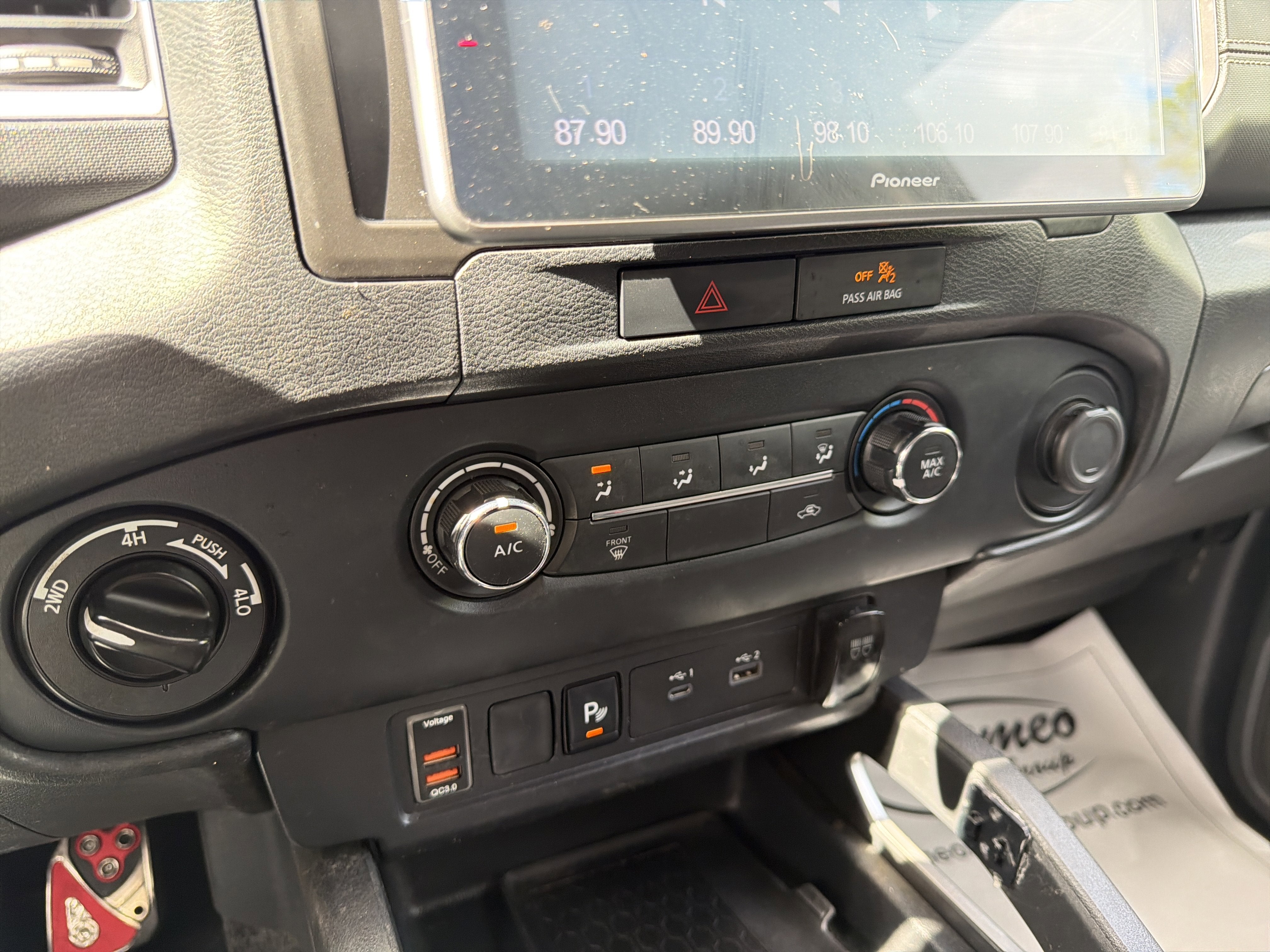 2022 Nissan Frontier SV