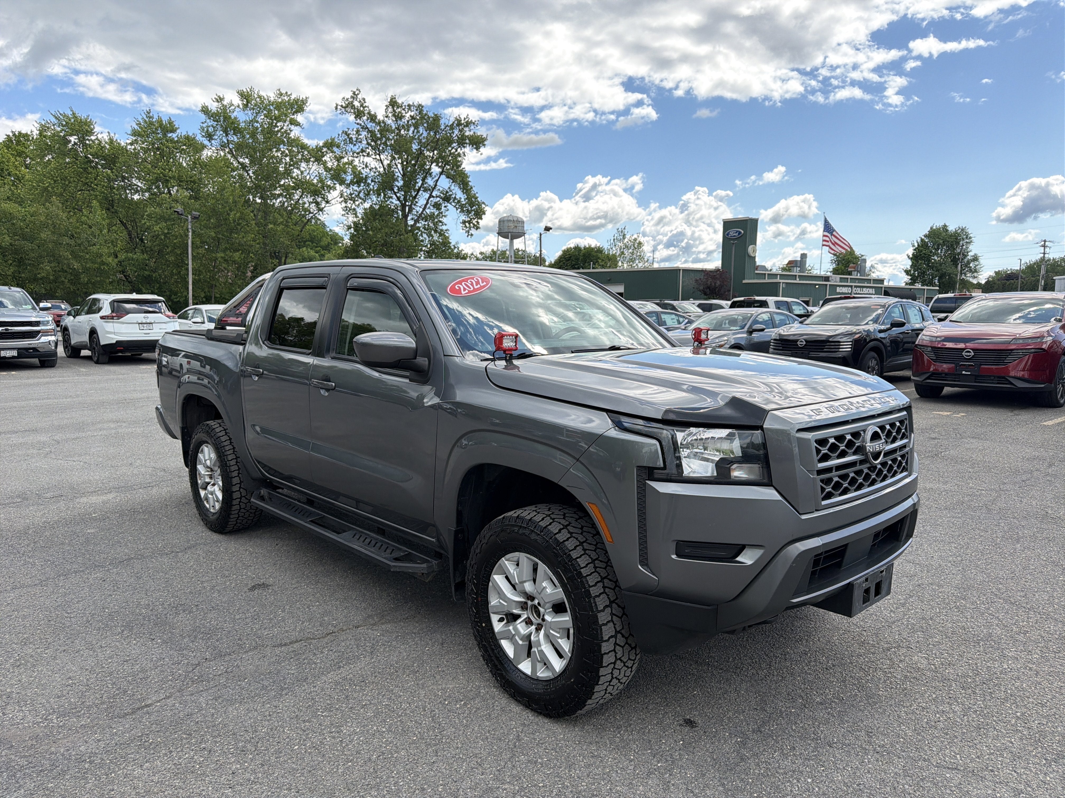 2022 Nissan Frontier SV