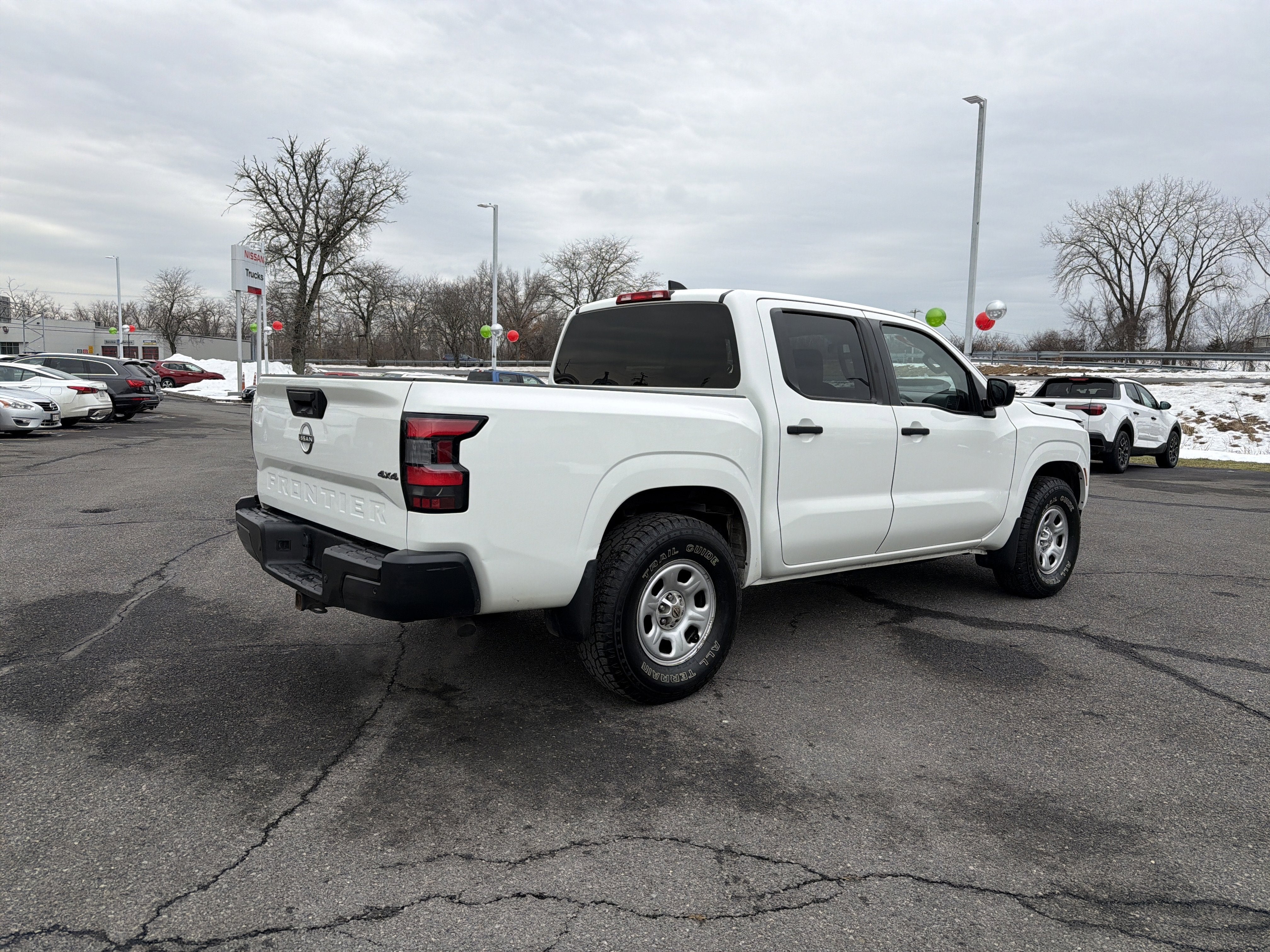 2022 Nissan Frontier S