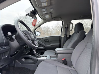 2022 Nissan Frontier S