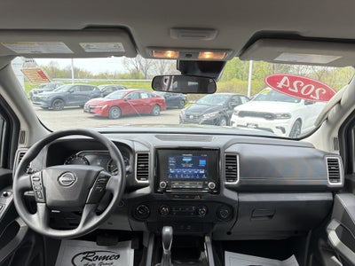 2024 Nissan Frontier SV