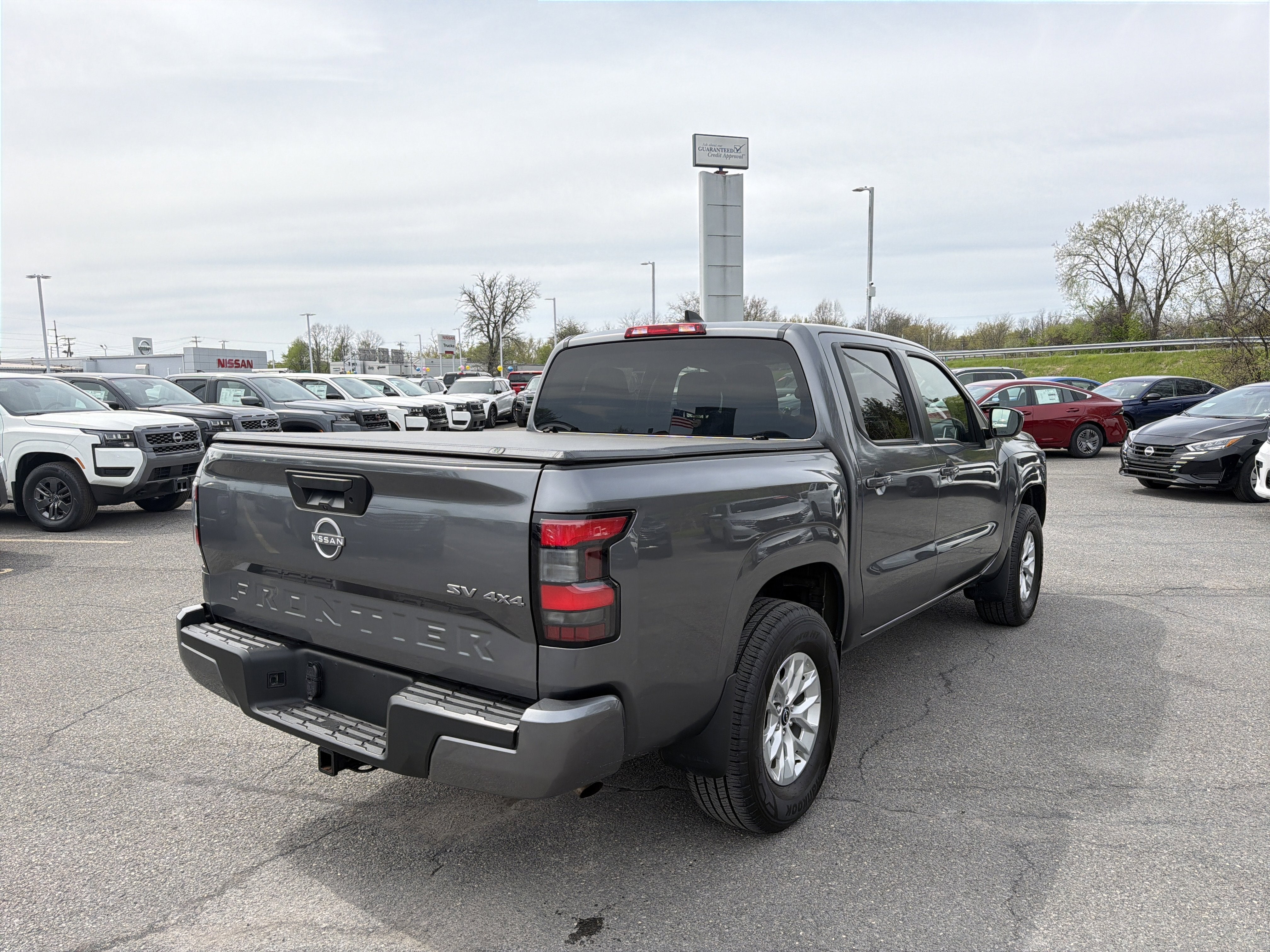2024 Nissan Frontier SV