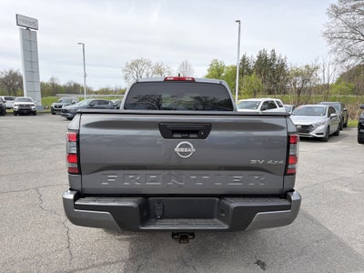 2024 Nissan Frontier SV