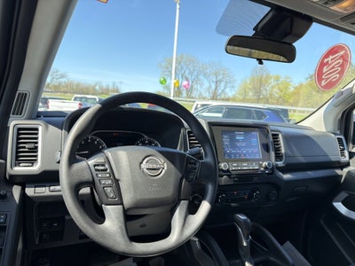 2024 Nissan Frontier SV