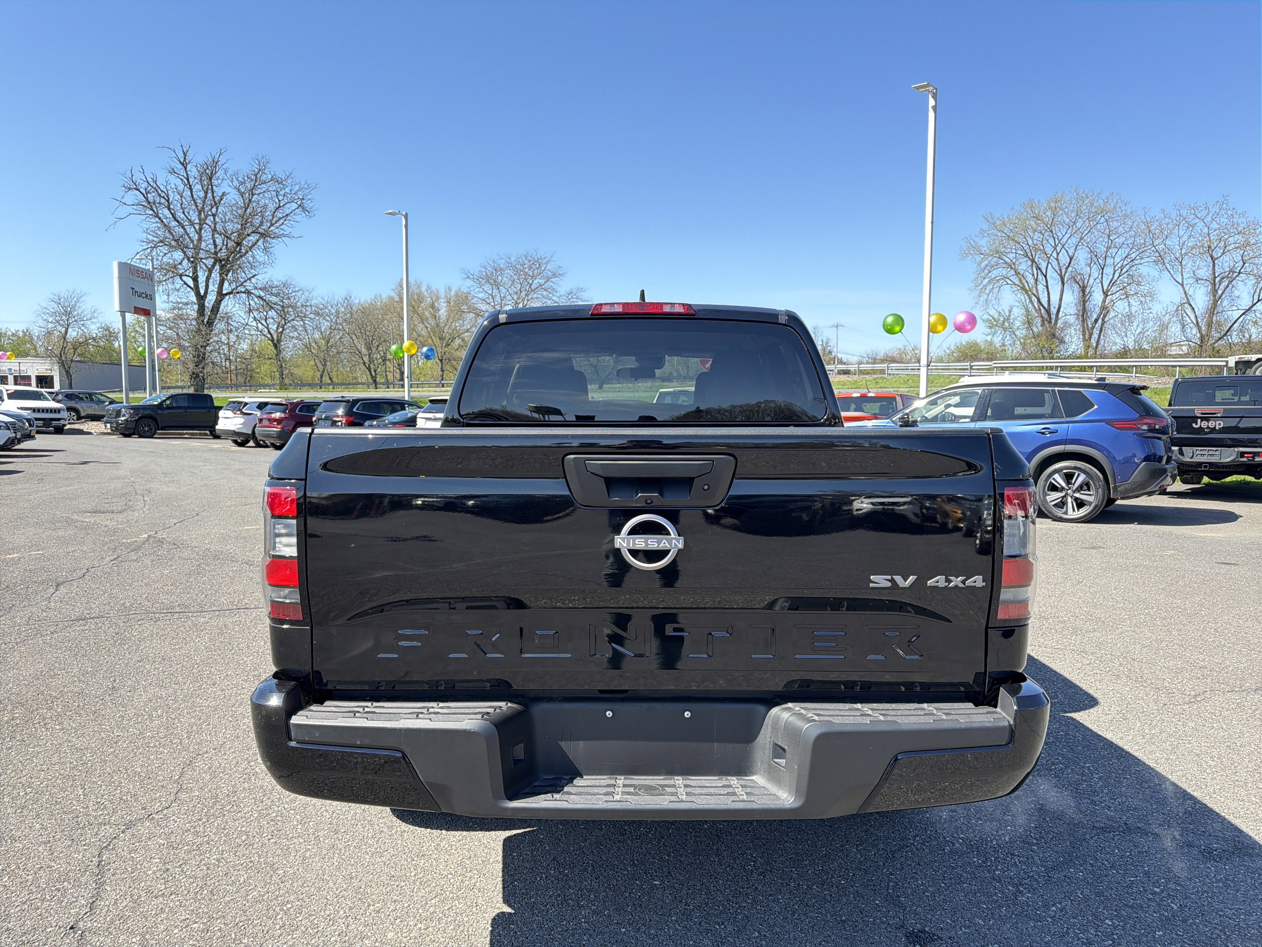 2024 Nissan Frontier SV