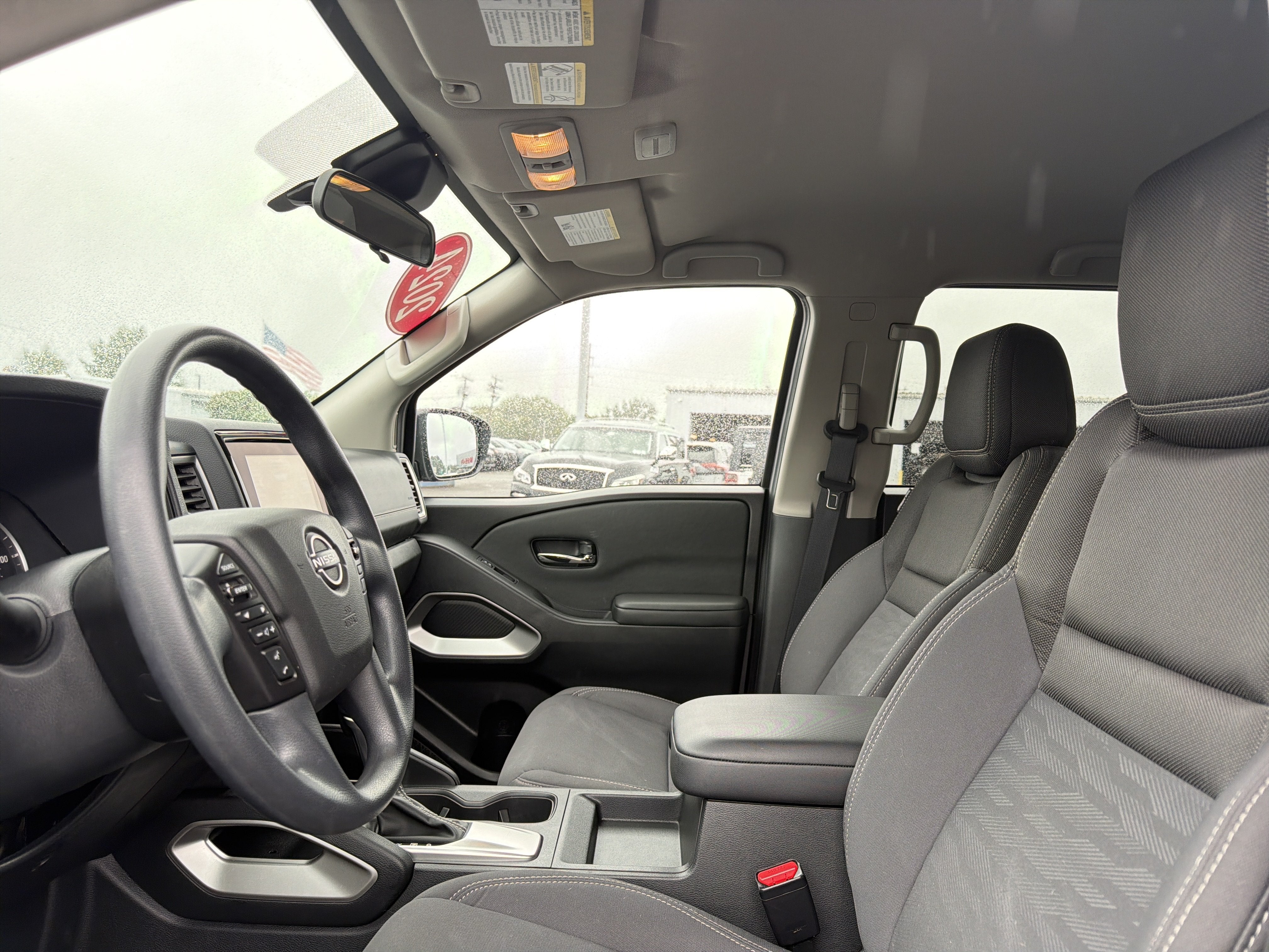 2024 Nissan Frontier SV