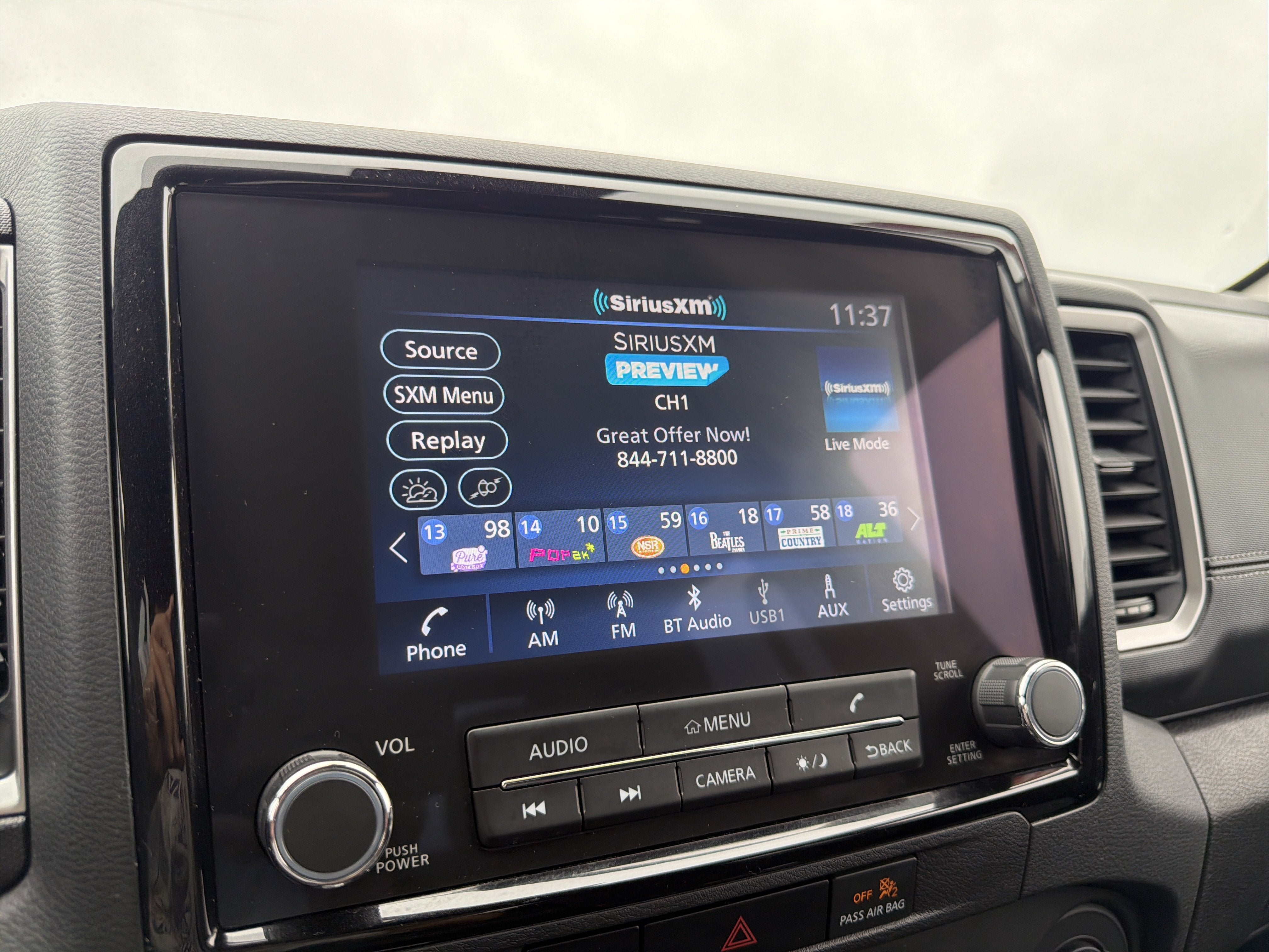 2024 Nissan Frontier SV