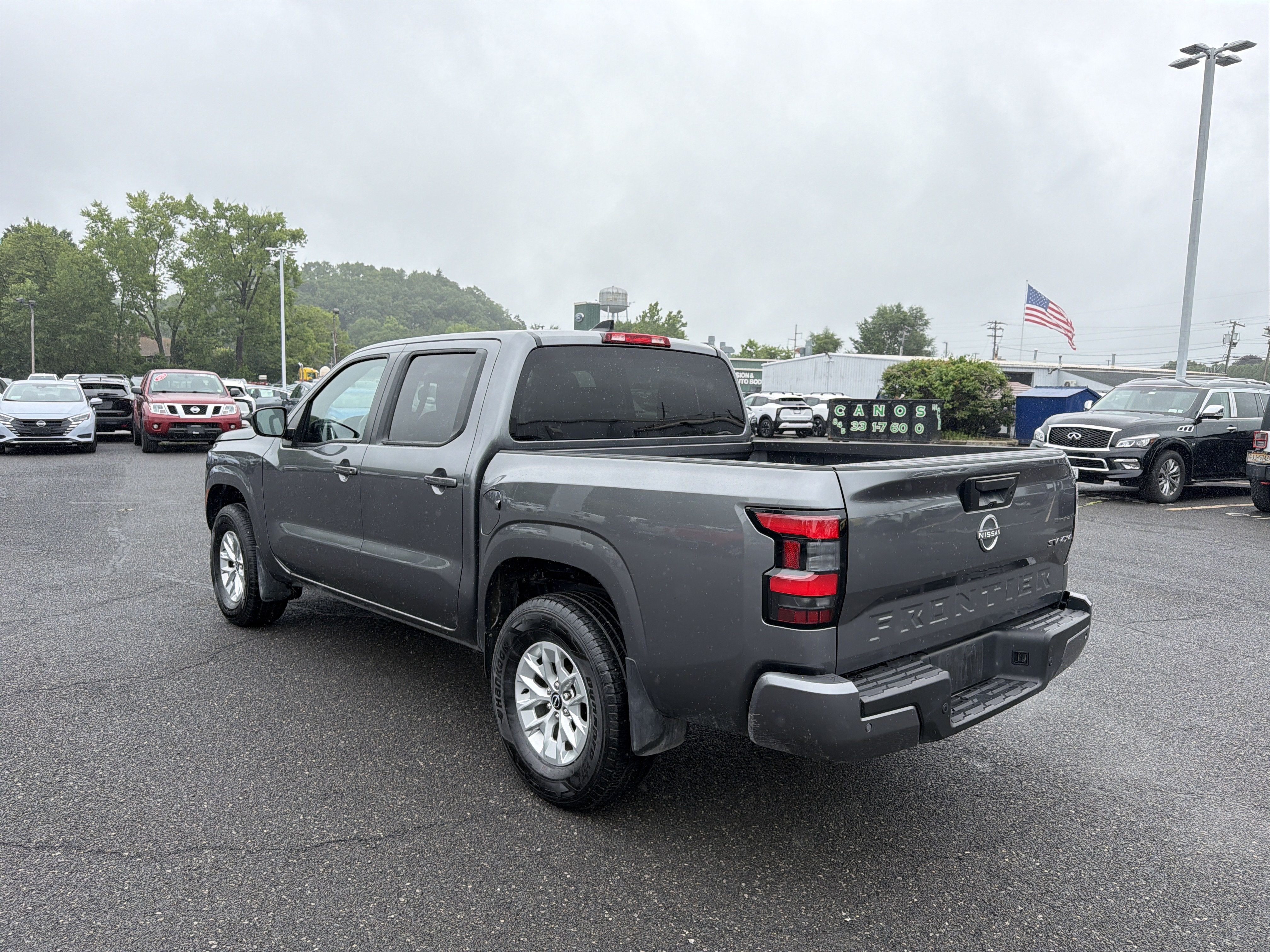 2024 Nissan Frontier SV