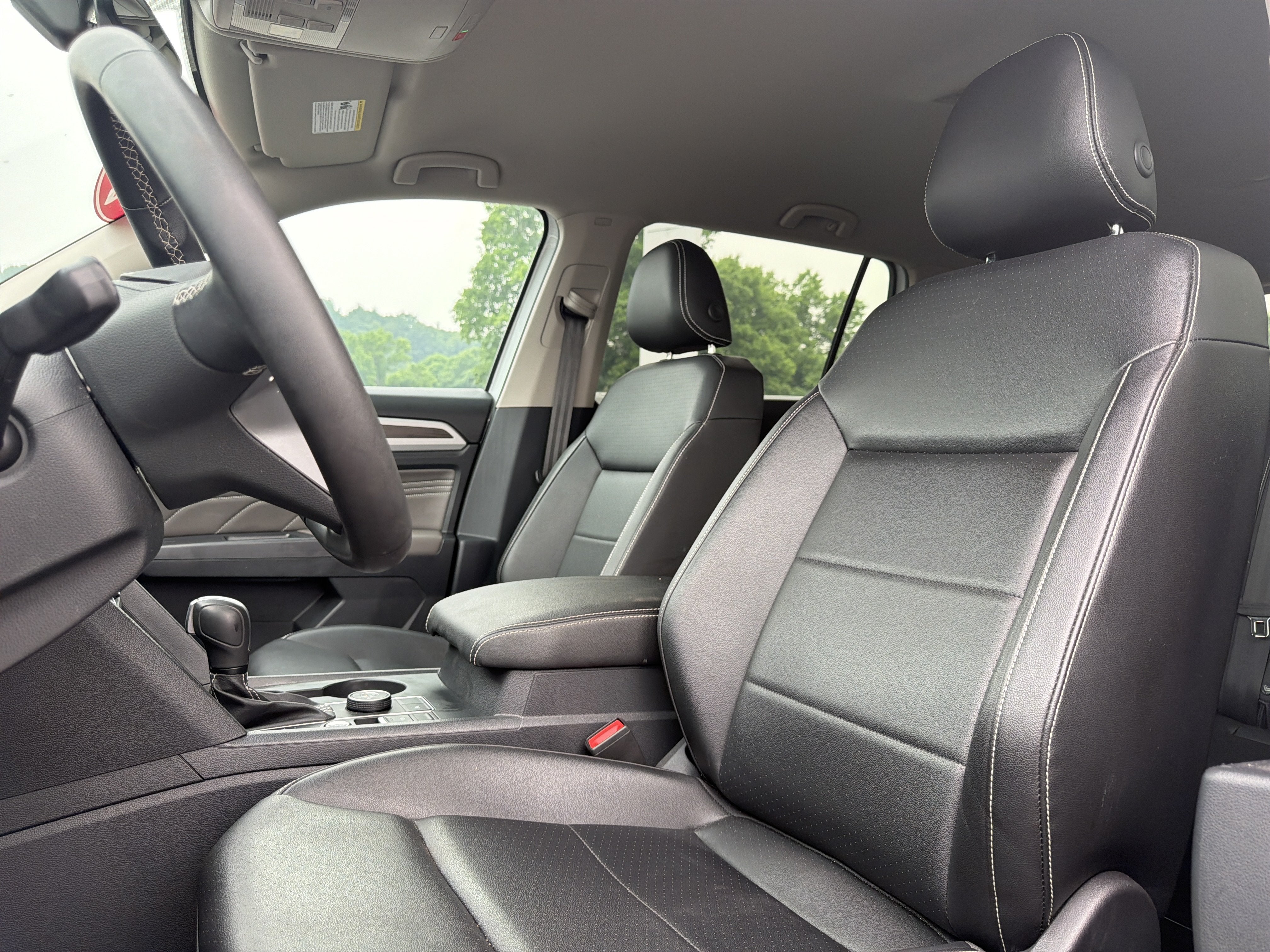 2021 Volkswagen Atlas 3.6L V6 SE w/Technology