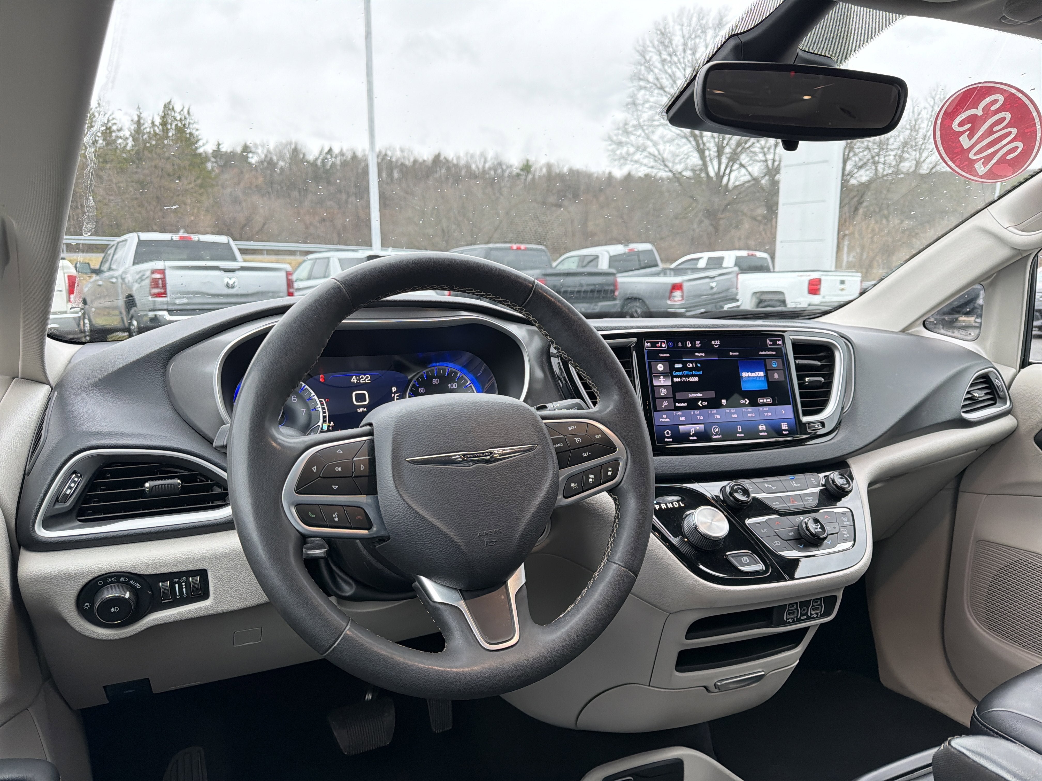 2023 Chrysler Pacifica Touring L