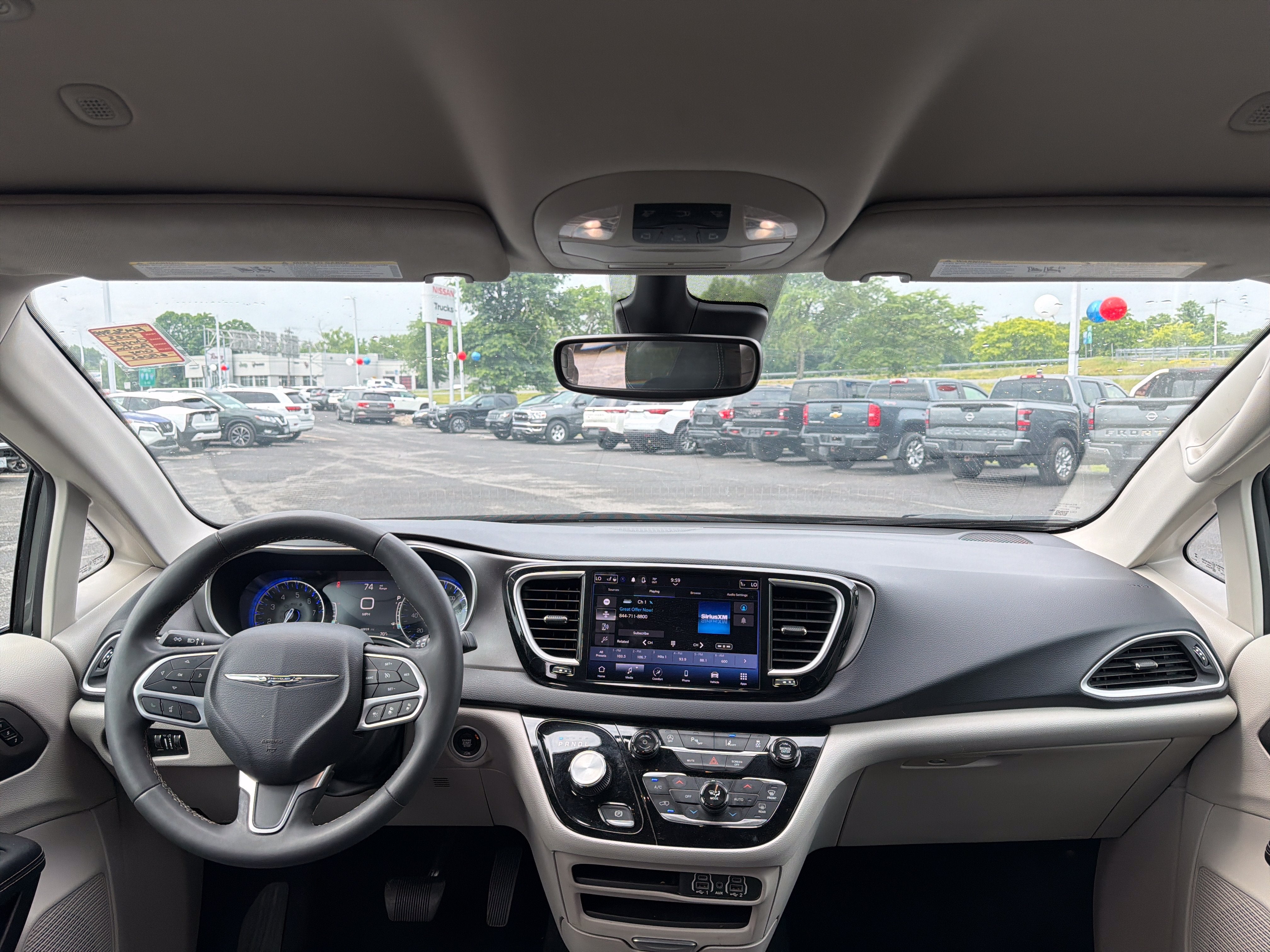 2023 Chrysler Pacifica Touring L