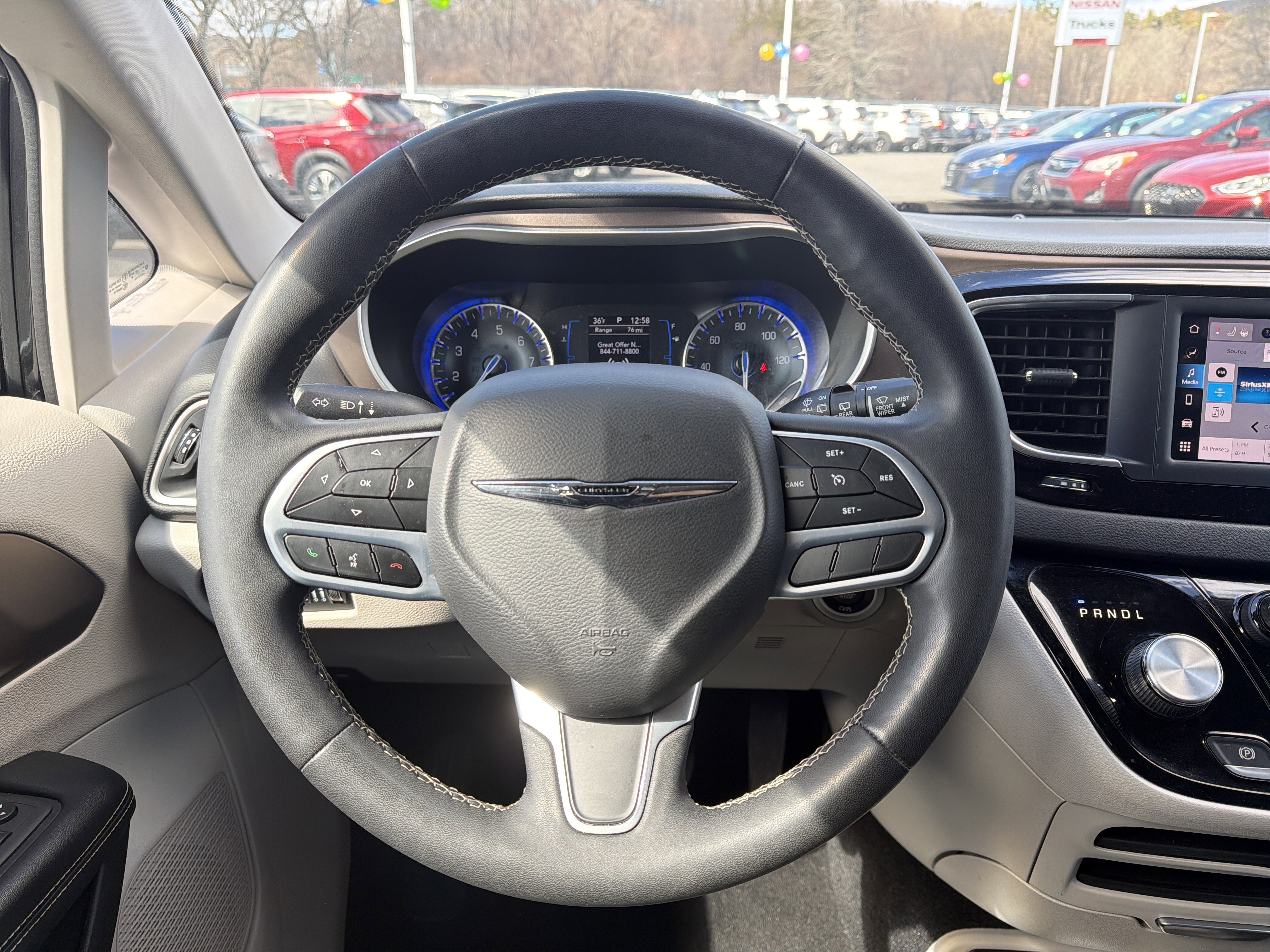 2022 Chrysler Voyager LX