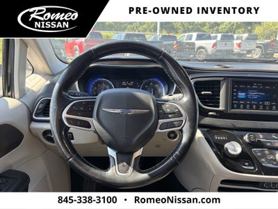 2021 Chrysler Voyager LX