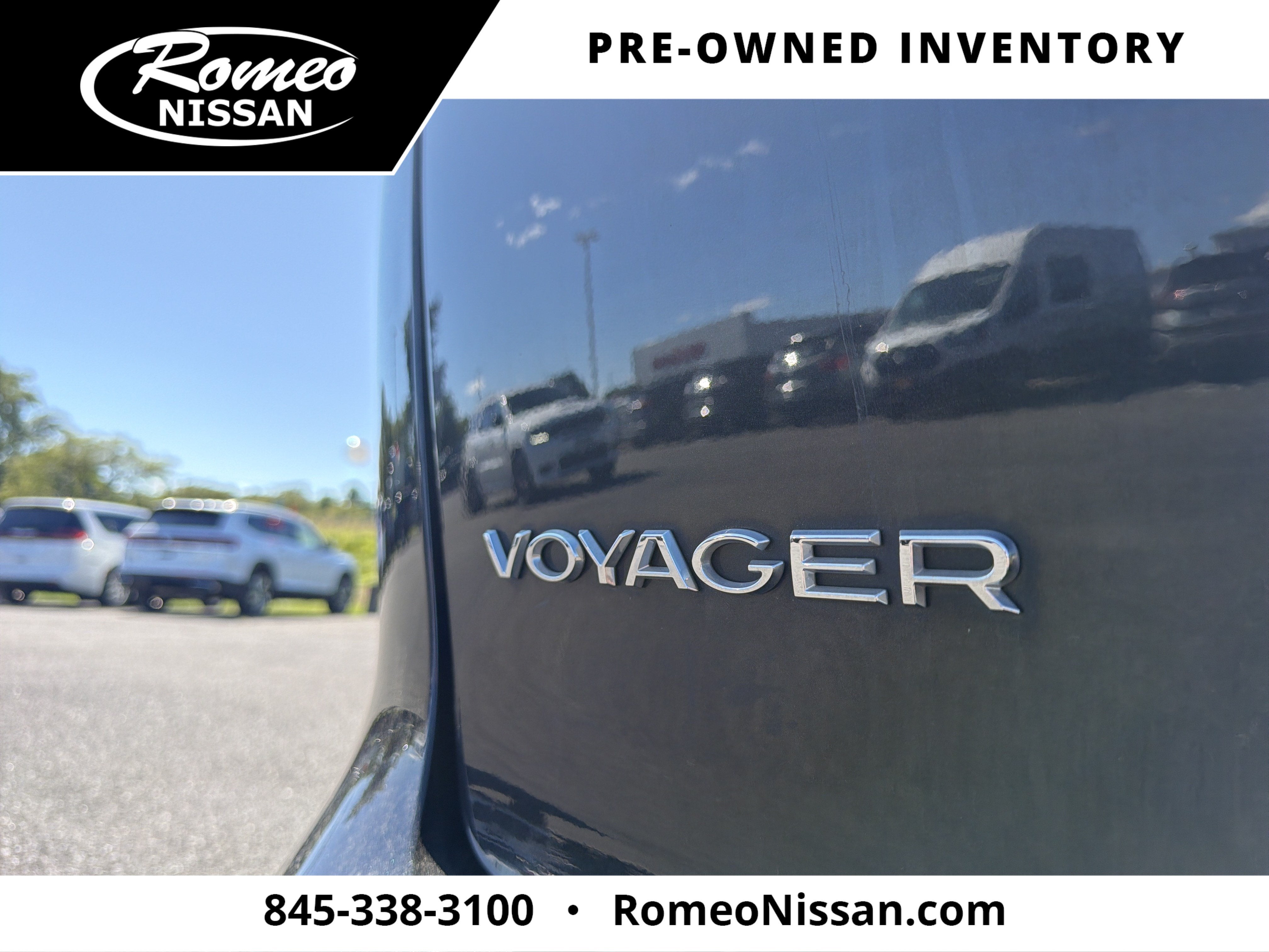 2021 Chrysler Voyager LX