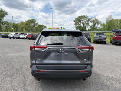 2021 Toyota RAV4 LE