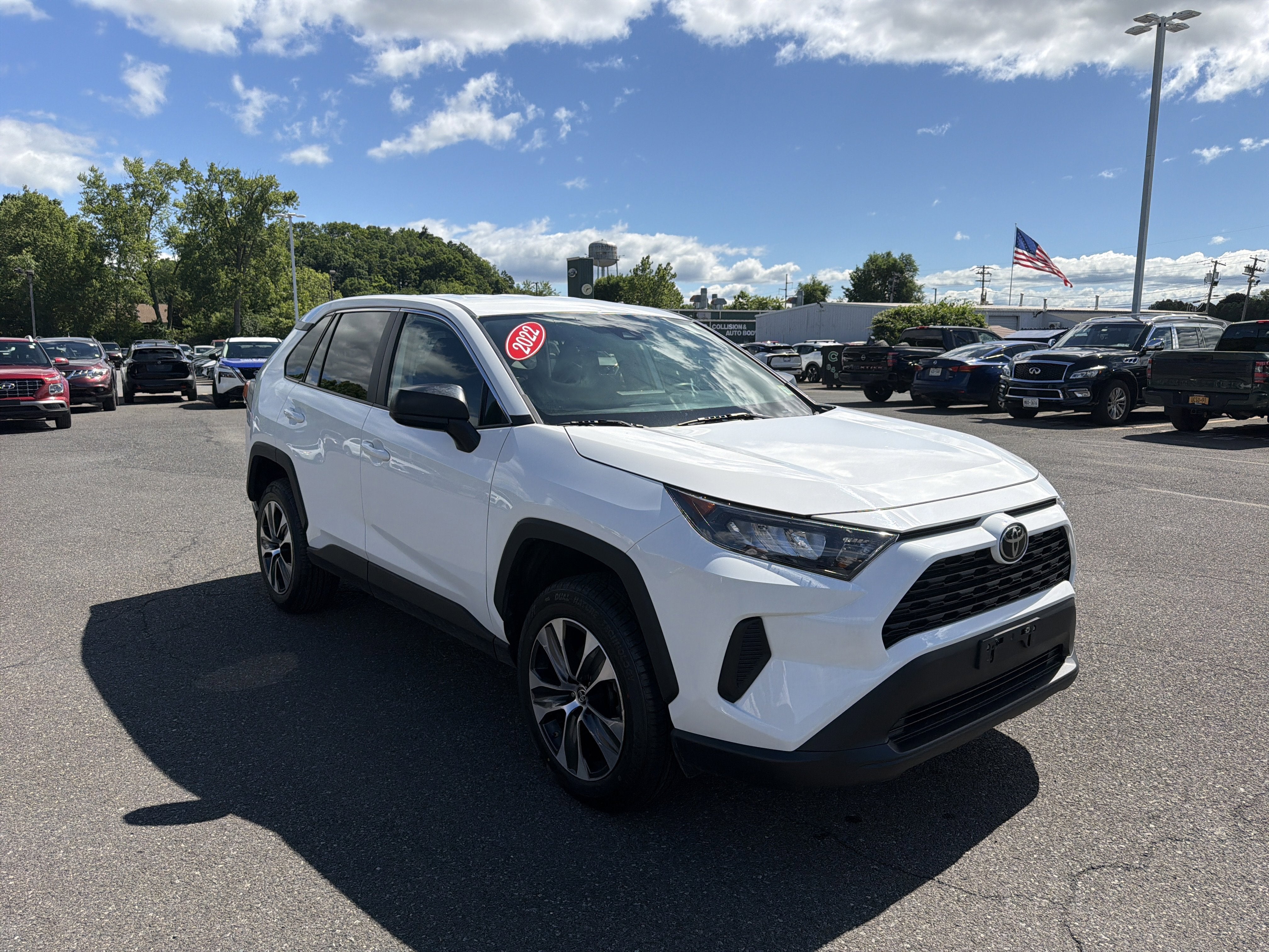 2022 Toyota RAV4 LE