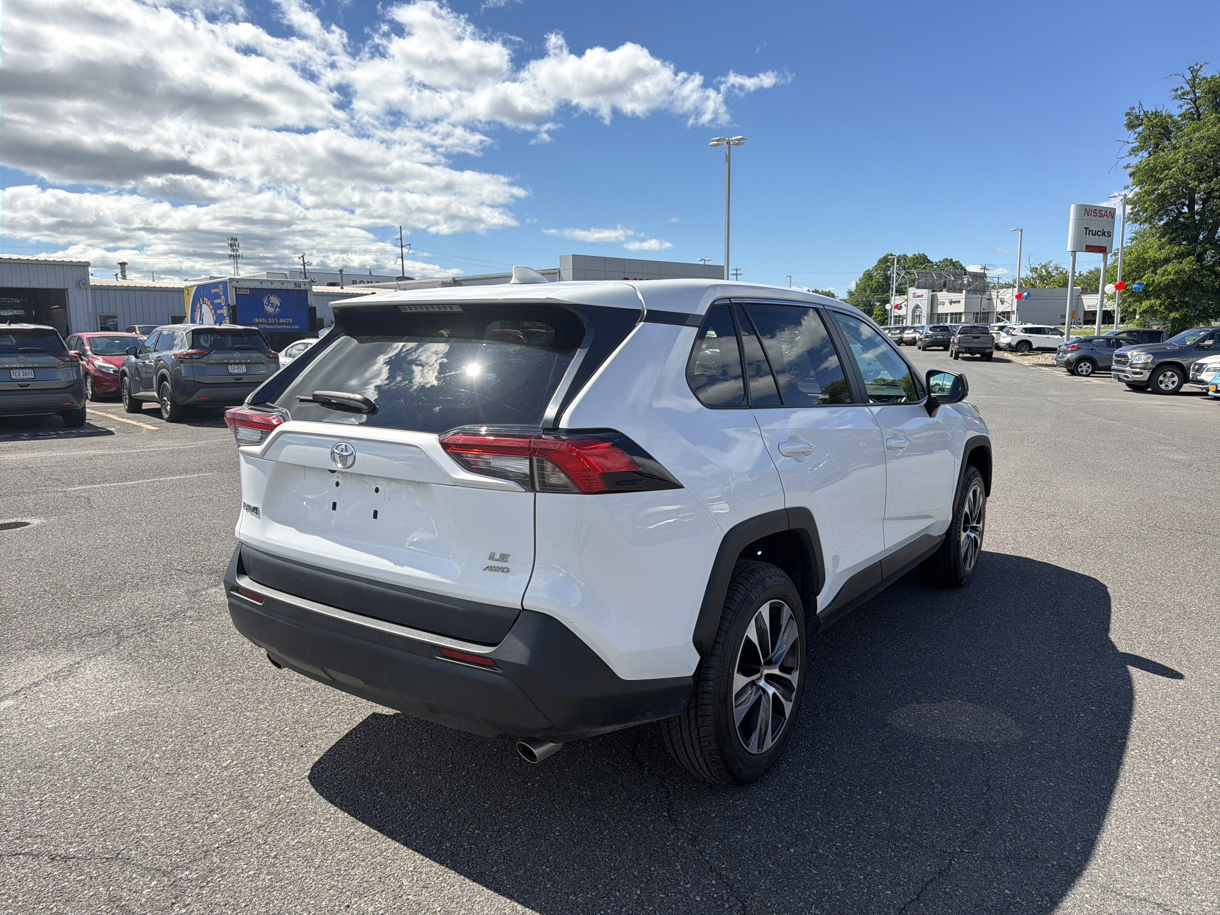 2022 Toyota RAV4 LE
