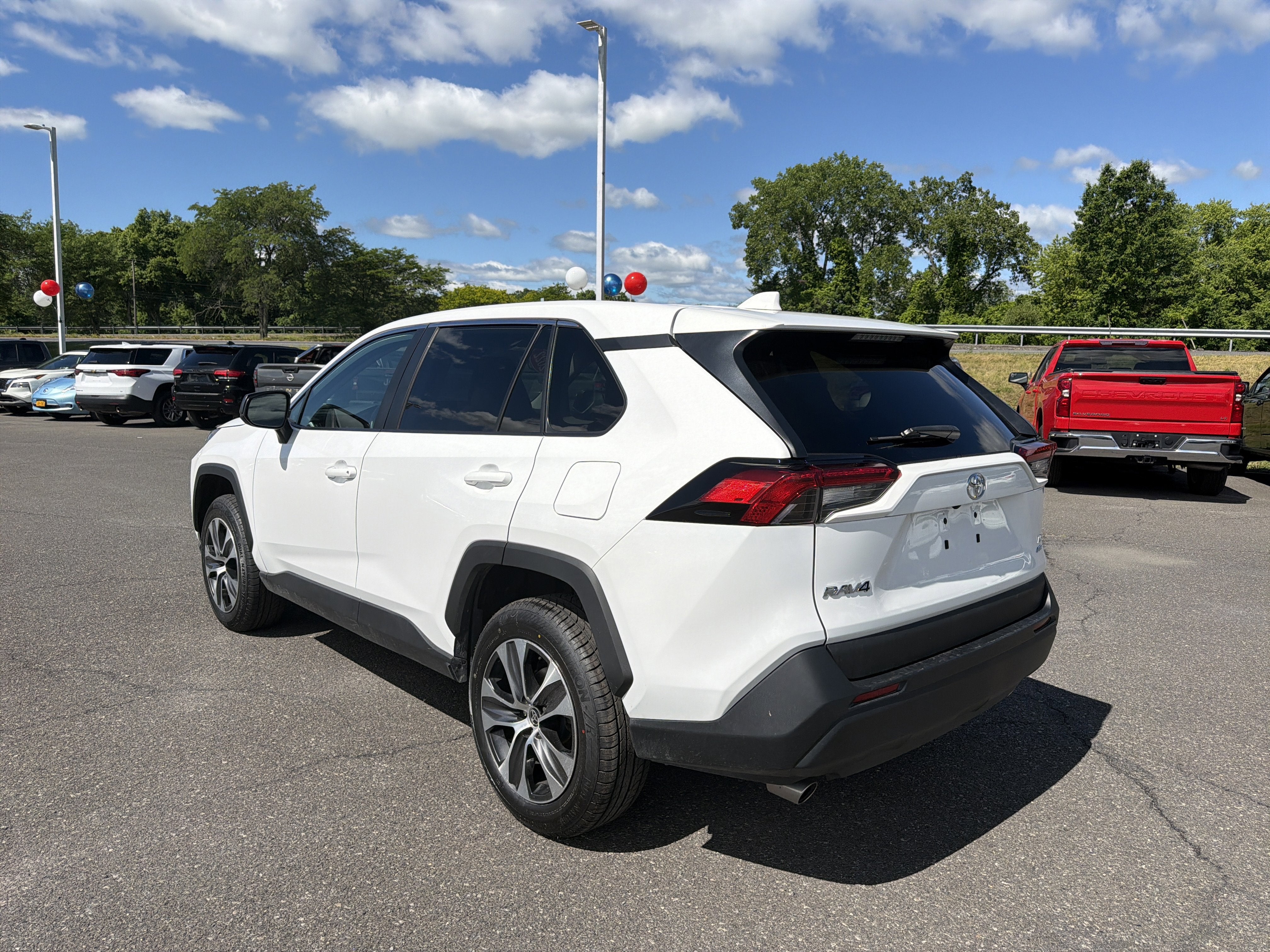 2022 Toyota RAV4 LE