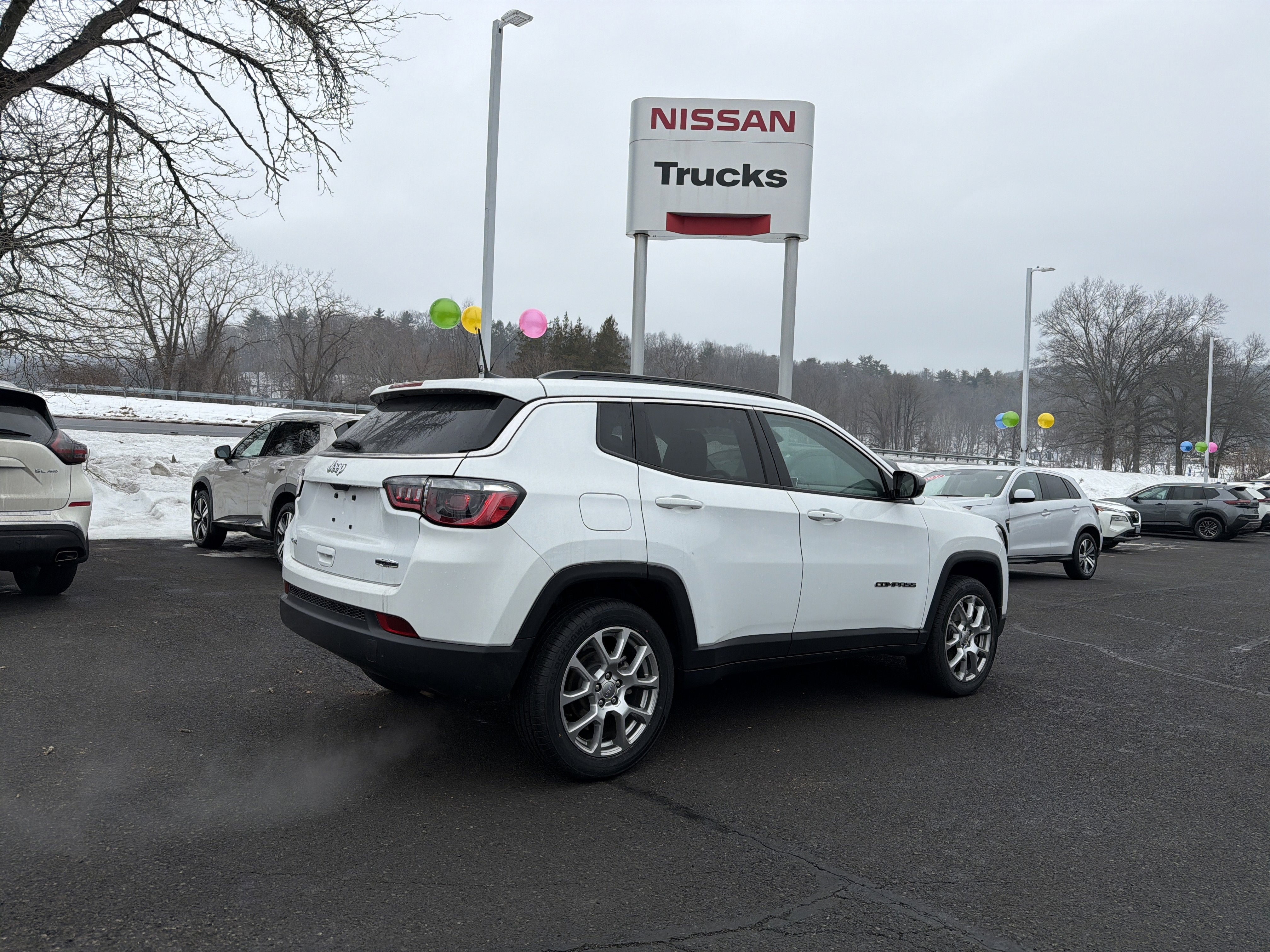 2022 Jeep Compass Latitude Lux