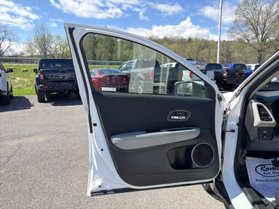 2022 Honda HR-V EX