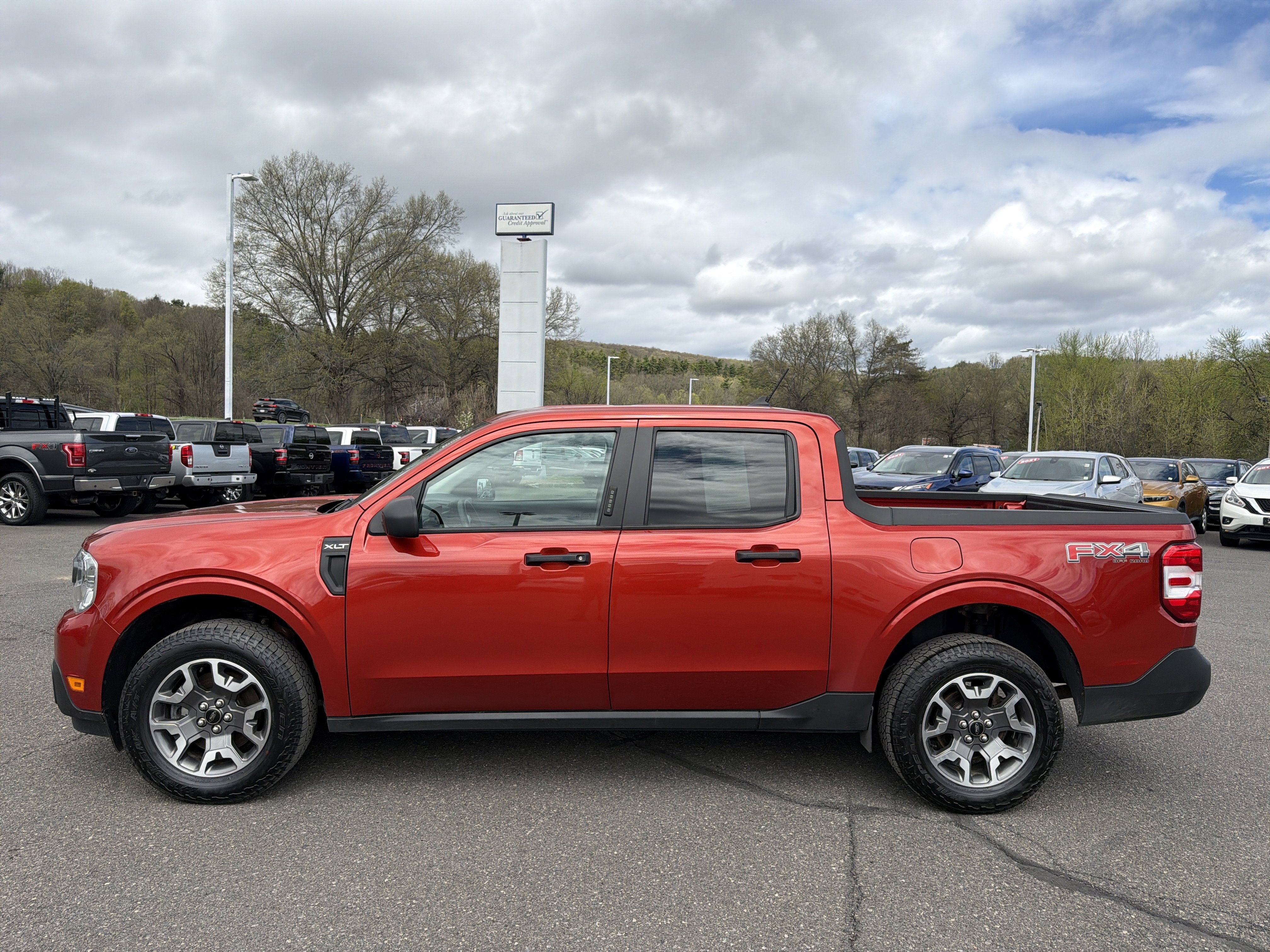 2023 Ford Maverick XLT