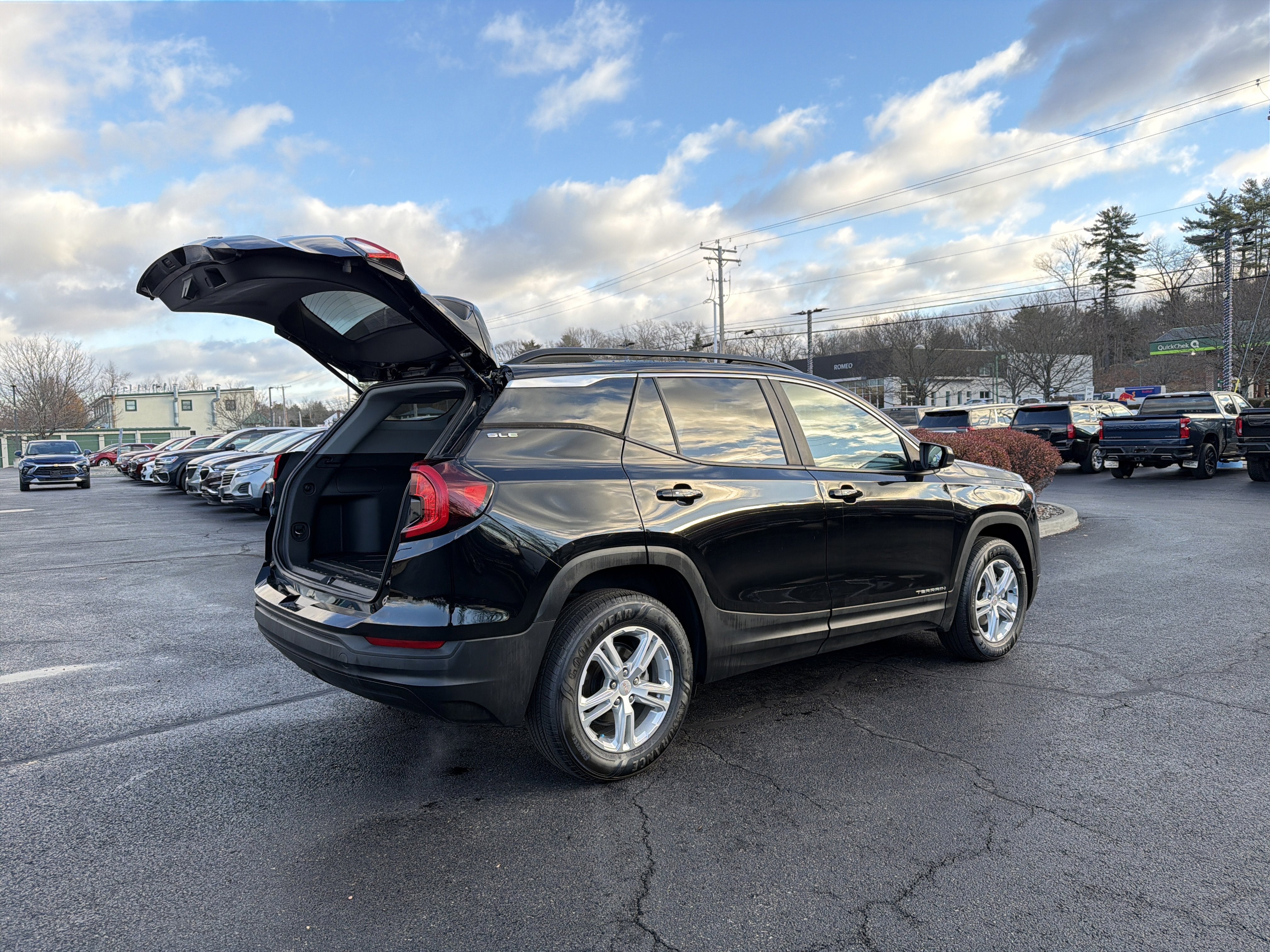 2022 GMC Terrain SLE