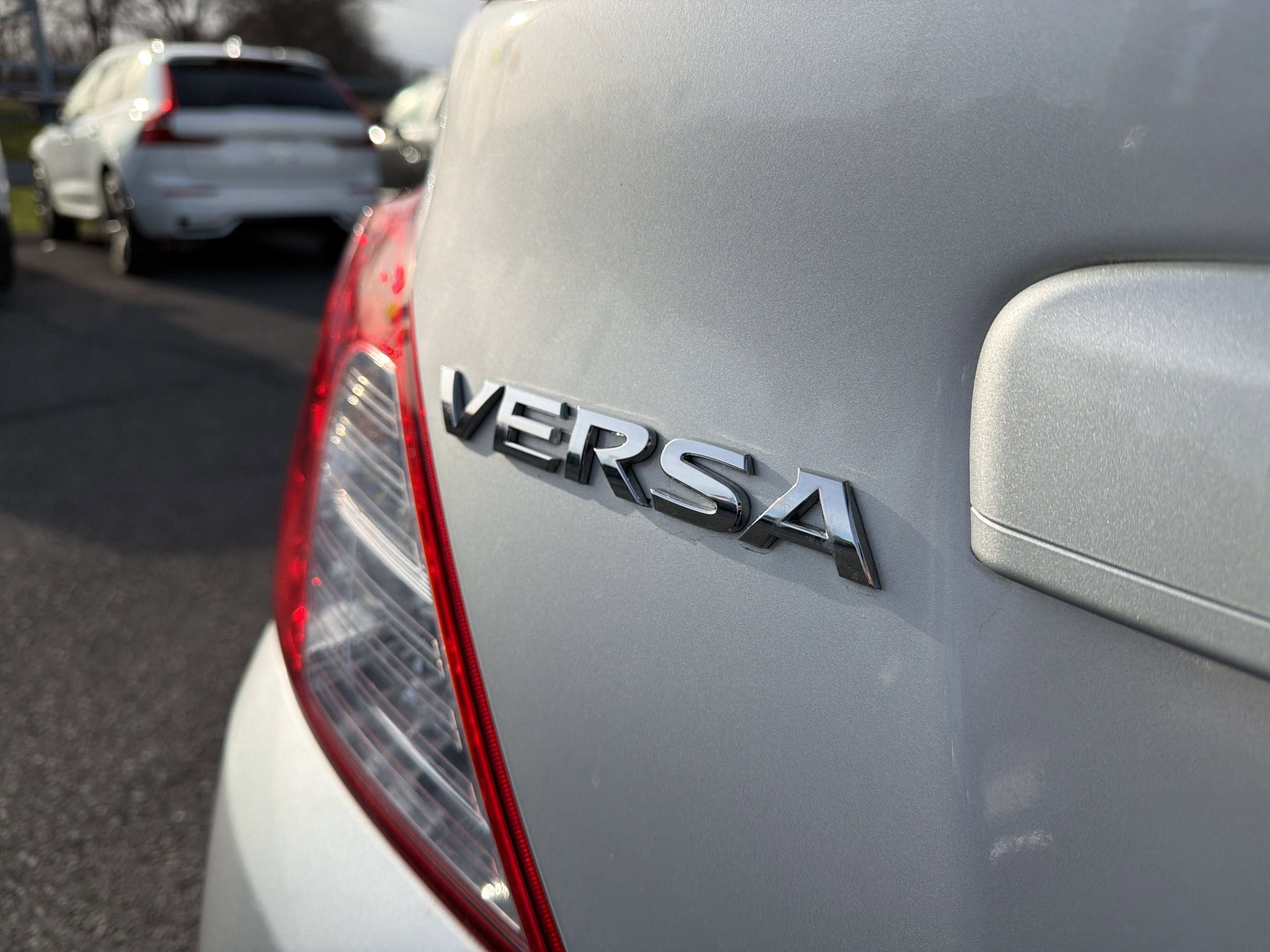 2019 Nissan Versa 1.6 SV