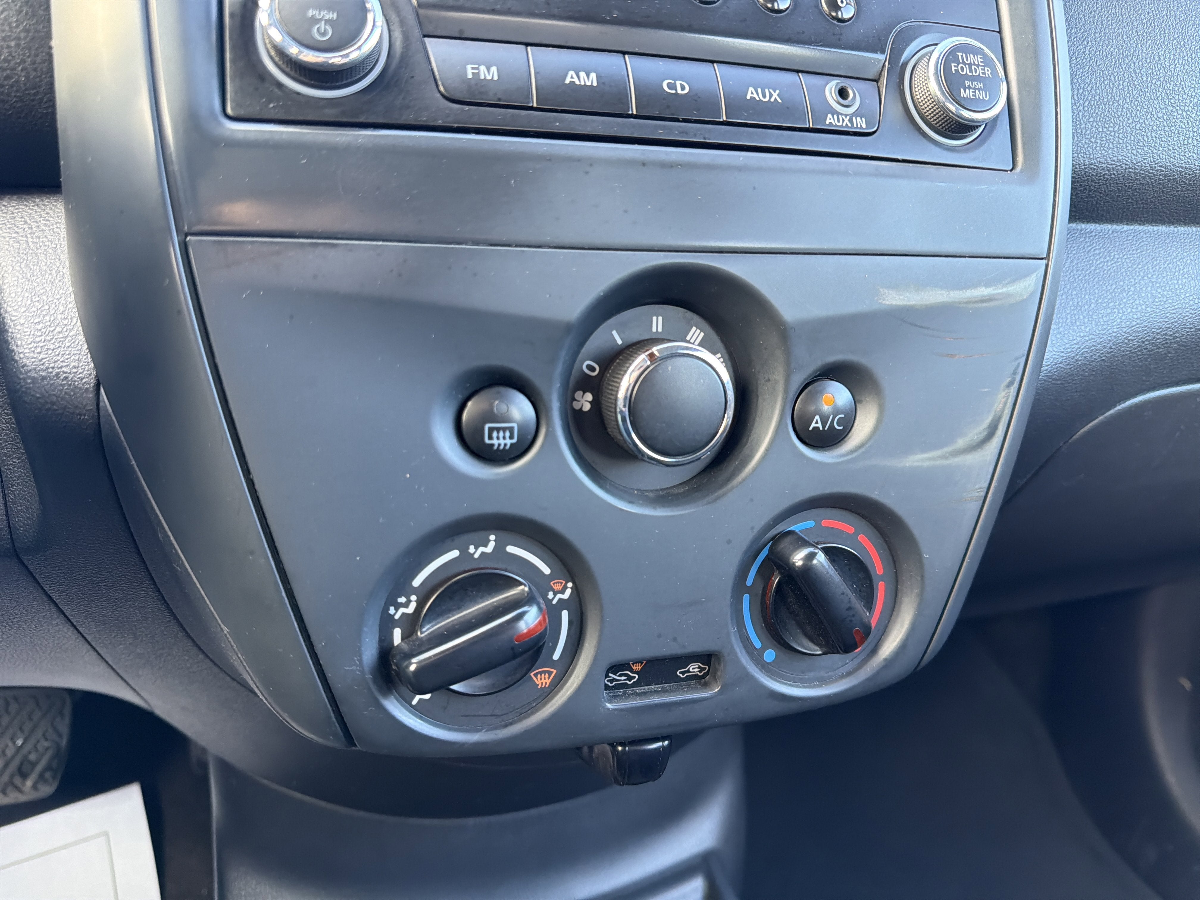 2016 Nissan Versa 1.6 S Plus