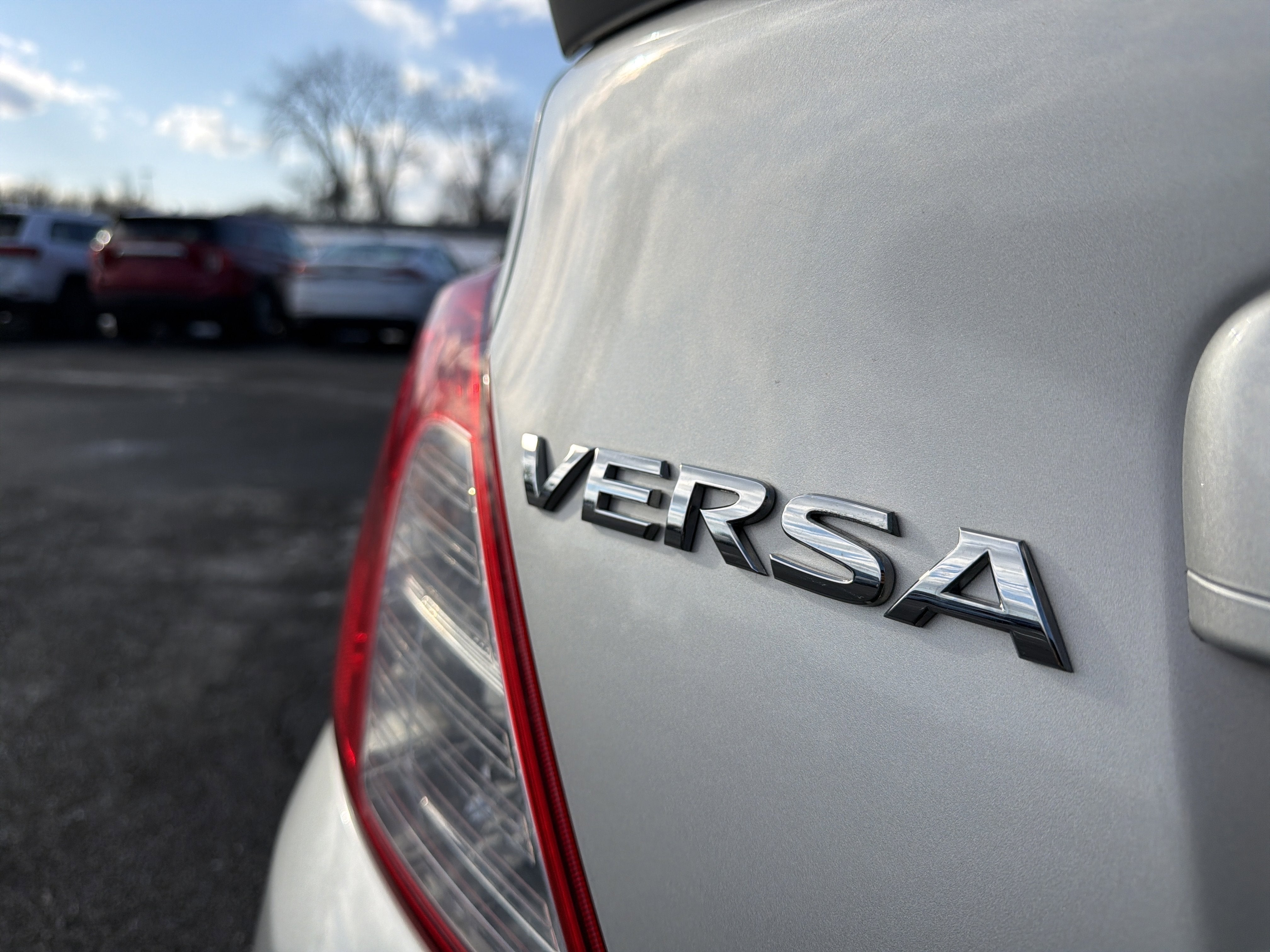 2016 Nissan Versa 1.6 S Plus