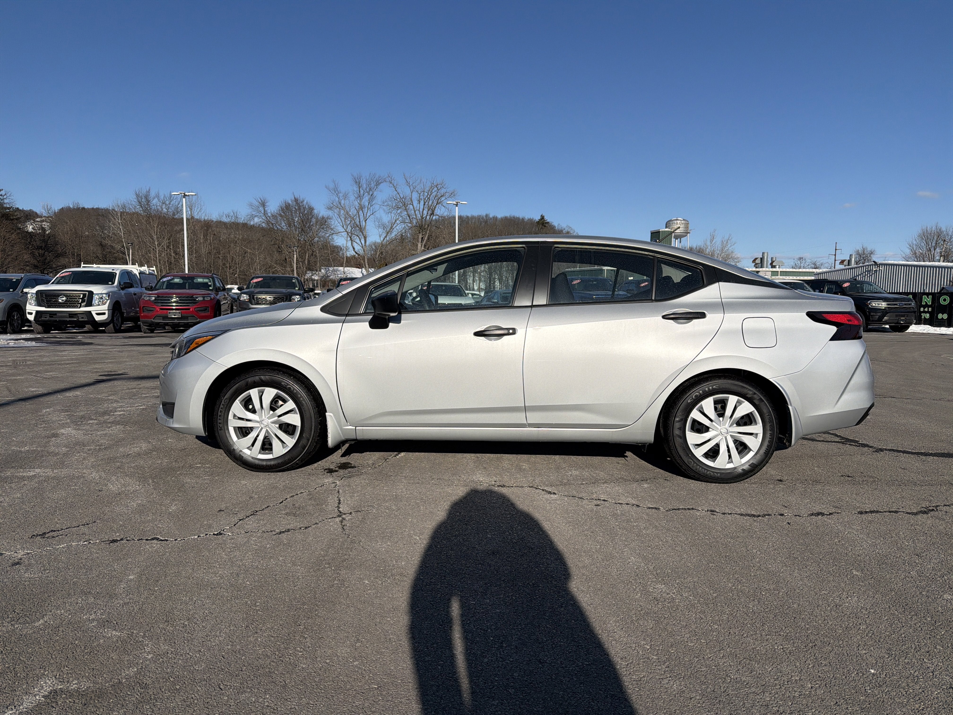 2025 Nissan Versa 1.6 S