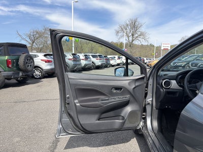 2022 Nissan Versa 1.6 SV