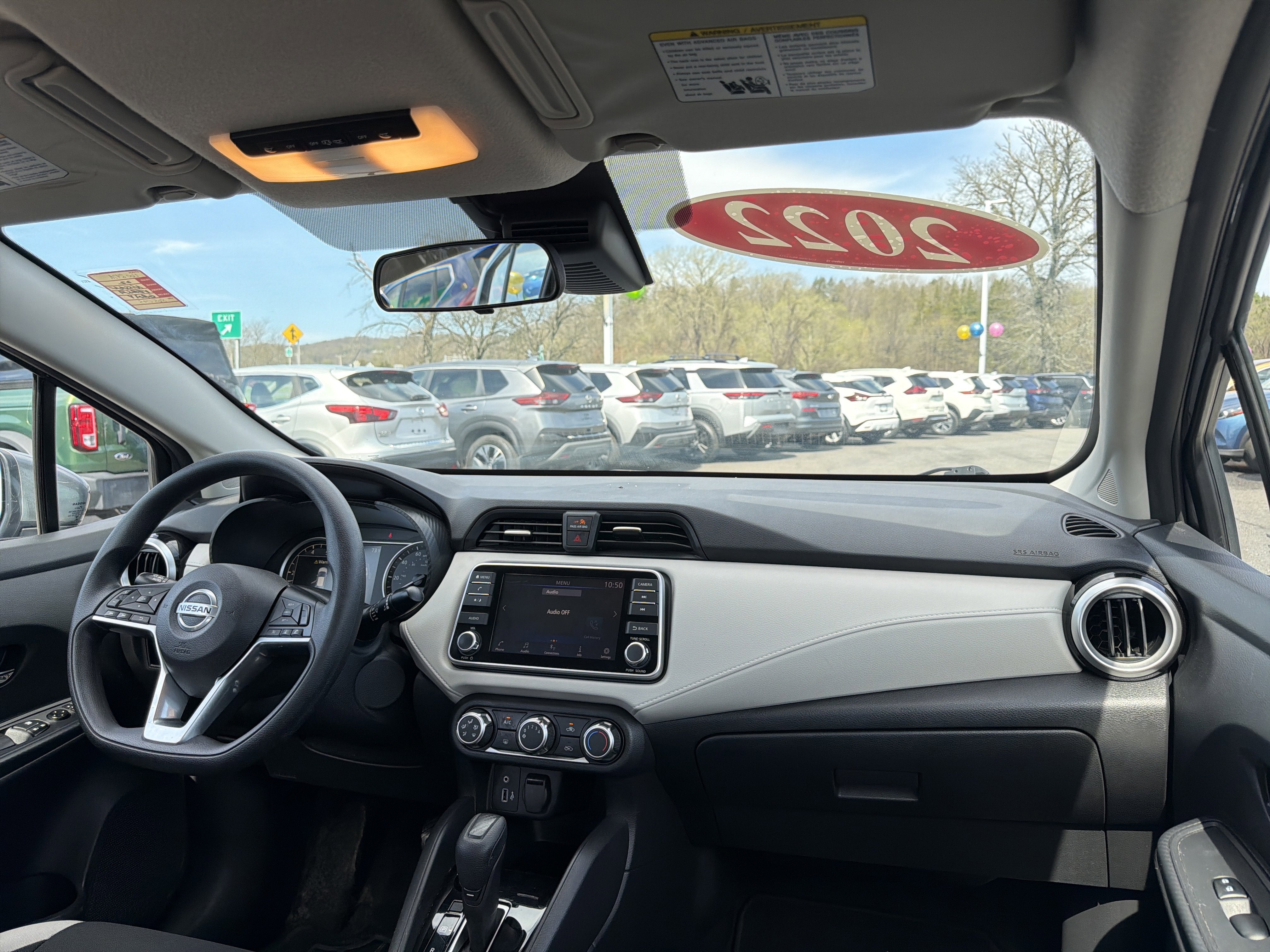 2022 Nissan Versa 1.6 SV